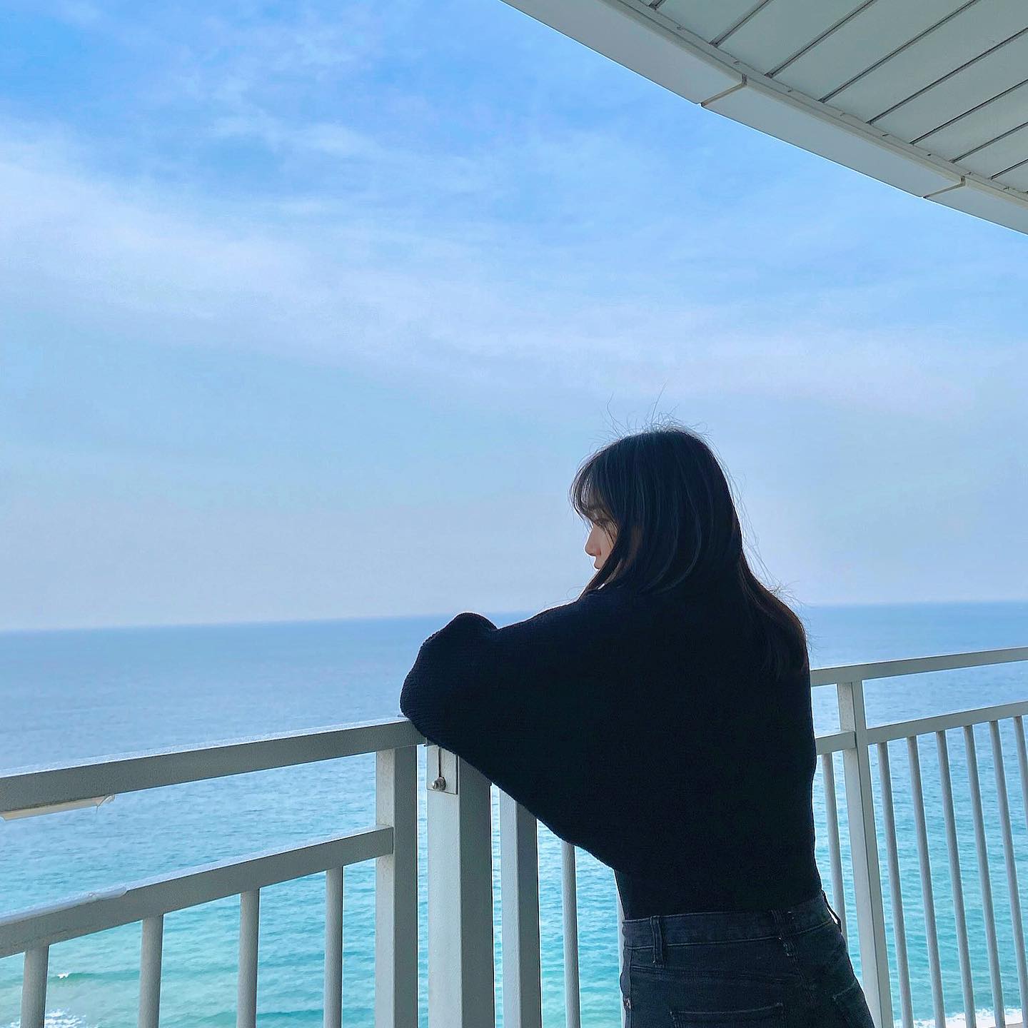 23년 첫 피드✌🏻 또 가야지 강릉 🌊
.
.
.
#강릉 #경포대 #경포대해수욕장 #스카이베이경포호텔 #스카이베이 #경포해변 #스카이베이호텔 #강릉여행 #여행지추천 #강릉숙소 #강릉핫플 #숙소추천