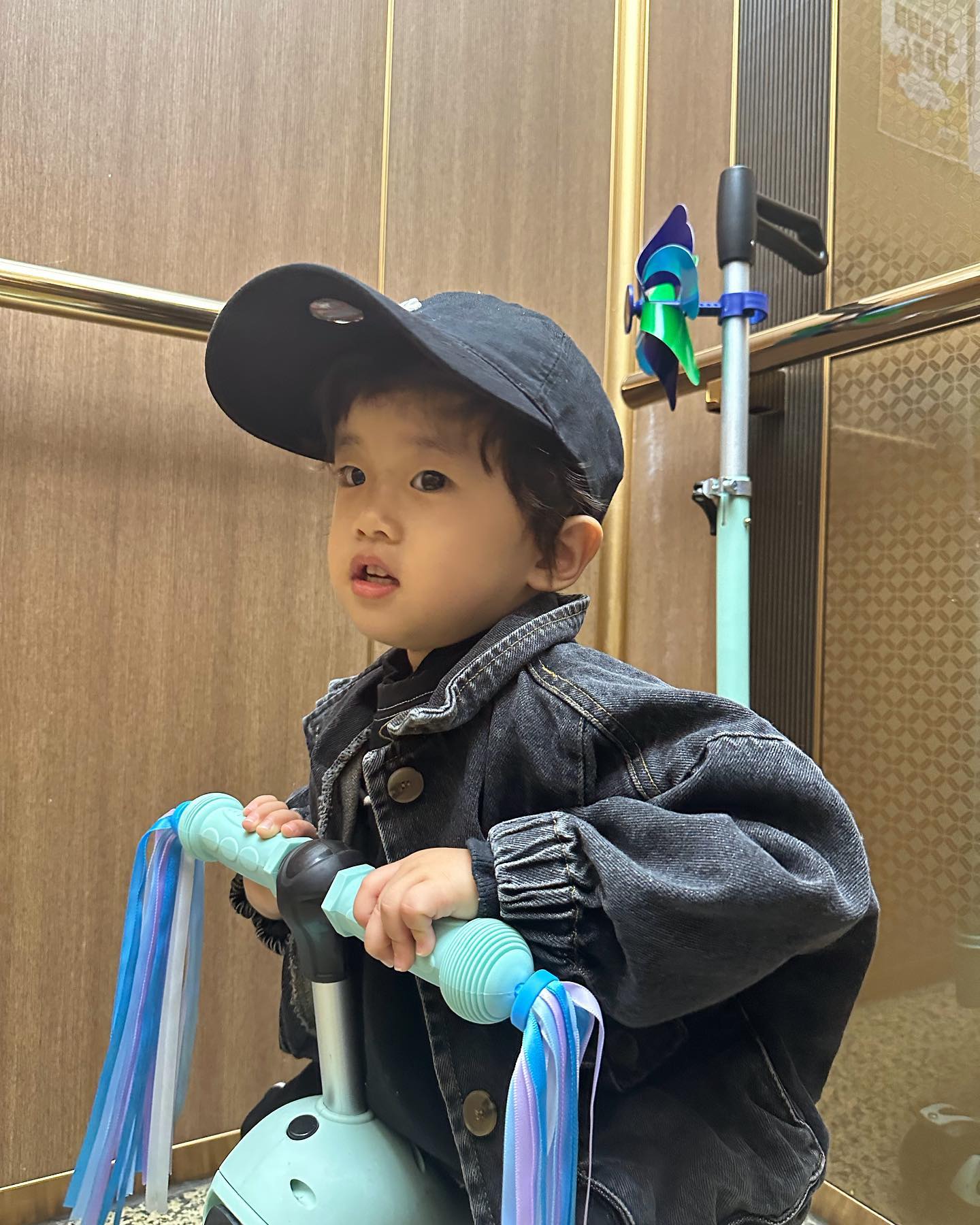 🖤사랑해🖤
하트인듯 세모인듯 #🫶🏻