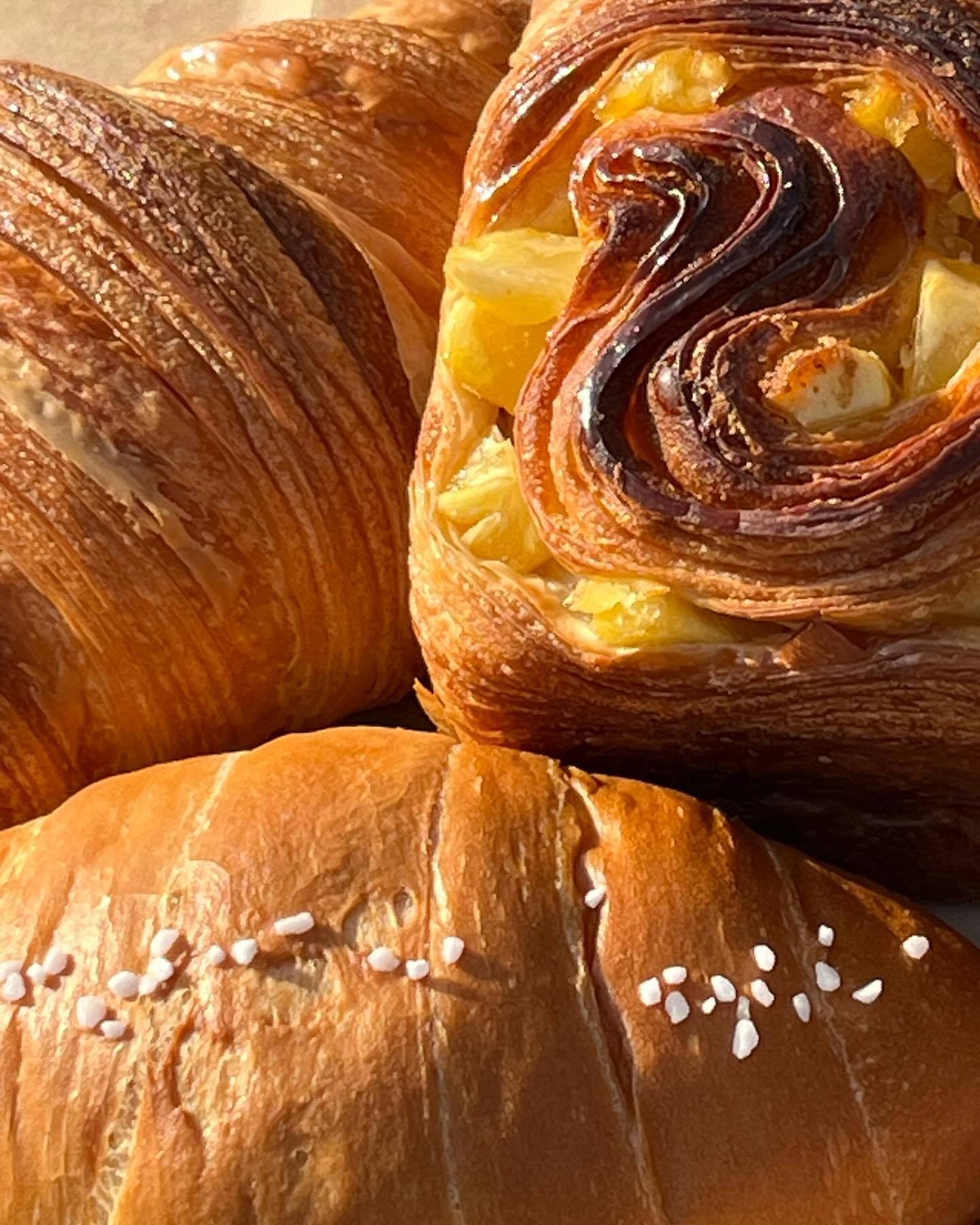 🥐🍞🥖🧡💛