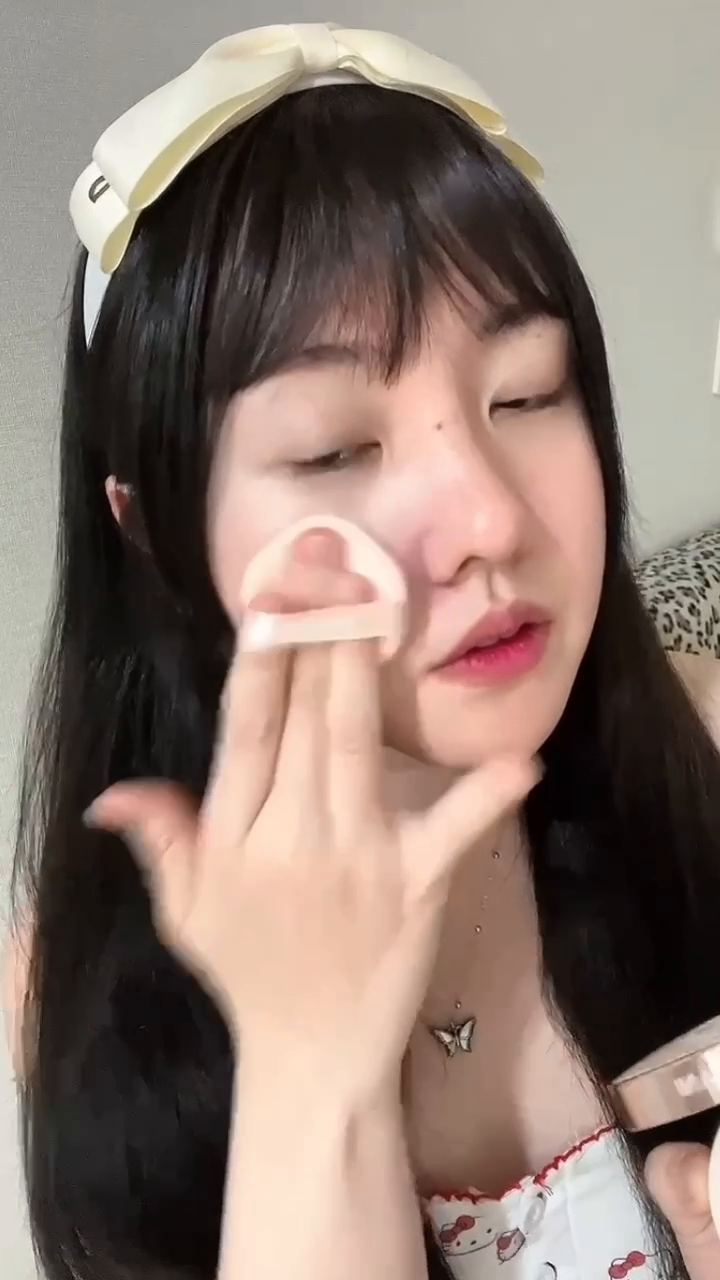 [뷰디아니] 메쉬 타이트 업 쿠션(승무원쿠션)