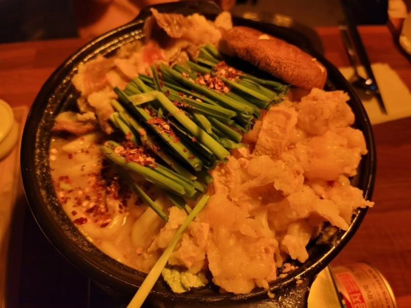분위기 좋던 #전포이자카야 #전포지하
대창 듬뿍 #모츠나베 너무 맛났어요 :) 여흠 한정 #하이볼 도 달달하니 최고 😊❤️

#전포술집 #전포동이자카야 #전포이자카야