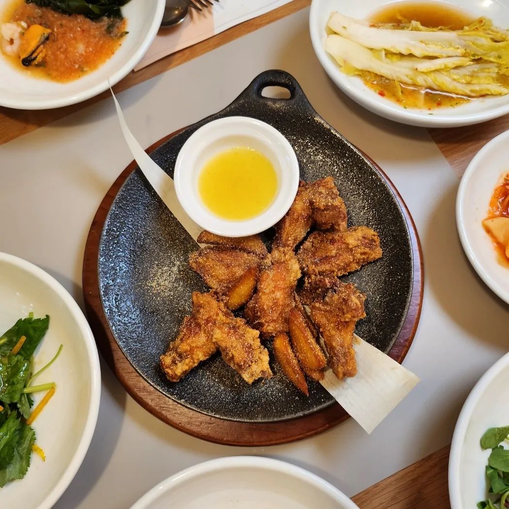 #순천닭구이
#순천만맛집 #순천백숙
#순천코스요리
#순천맛집 #순천맛집추천
#순천닭집 #미주농원120 

순천맛집으로 인기 많은
미주농장120
제가 닭을 정말 좋아하는데요~

여기에는 닭 요리를 코스로 먹을 수 있어
모임하거나 화식하기에도
너무나 좋은 곳입니다!