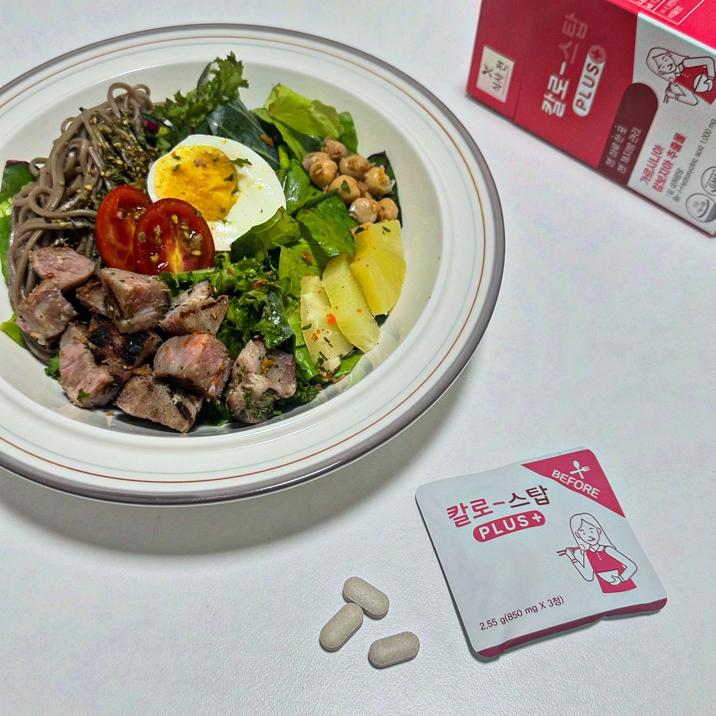 #협찬 #체험단
체지방 관리를 위한 #올리브영추천템
#칼로스탑플러스

과자, 빵, 면 등 탄수화물 섭취가 많은 날,
식사 전에 한 포 섭취하면
체지방을 집중공략 해주는 건강기능식품이에요.

기능성 원료인 가르시니아캄보지아추출물이
탄수화물의 지방 합성을 억제해주는 원리로
하루 한 포씩만 챙겨주면 되니까
언제 어디서든 간편하게 섭취할 수 있어요.

저처럼 탄수화물 없인 살 수 없는 사람들에게 딱인
다이어트 건강기능식품!

이제 칼로스탑플러스 하루 한 포 간편한 섭취로
건강한 다이어트를 시작해 보세요🤗

📢 칼로스탑플러스는 올리브영에서 만날 수 있어요.

#KALO #칼로  #다이어트 #다이어트후기 #칼로후기 #칼로다이어트 #다이어트건강기능식품 #칼로스탑플러스후기