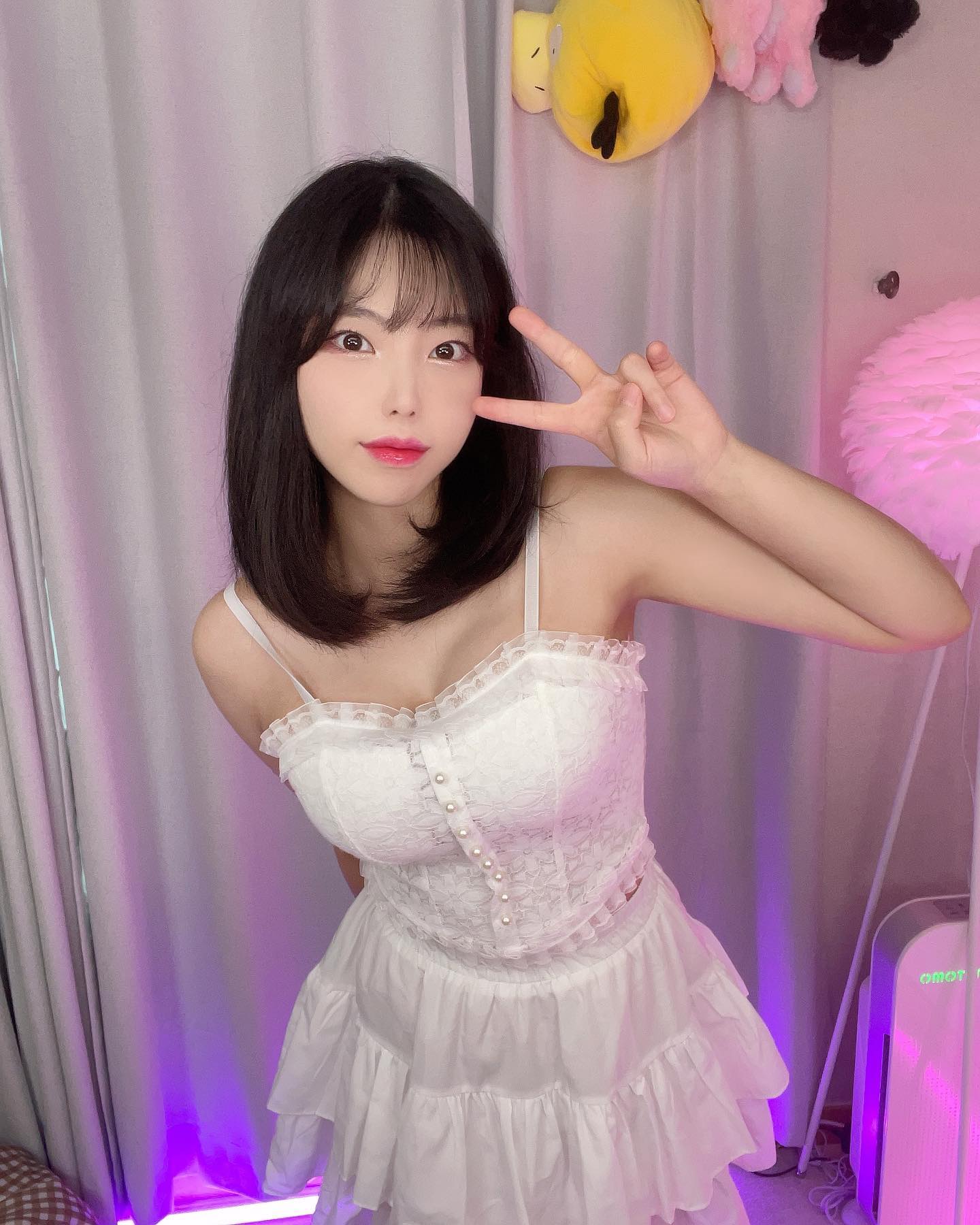 수민이련 따라하기 여캠인척
ssoomni_1211