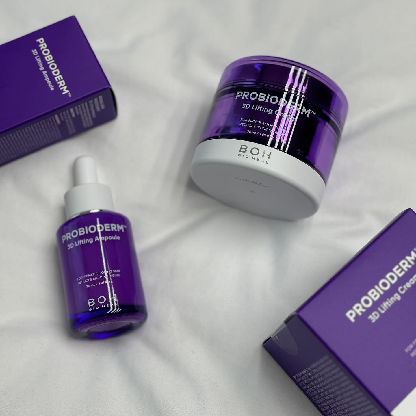 #제품제공
프로바이오덤™ 3D 리프팅 앰플, 크림 bioheal.boh_official 

피부 탄력이 떨어지는게 느껴지는 요즘 😂
둔해지는 피부 입체감과 볼륨감 고민이신 분들께
강력 추천드리는 데일리 리프팅 크림&앰플

올리브영 1등 탄력크림 바이오힐 보 #탄탄크림 #탄탄앰플 이
3D 입체 리프팅으로 더 탄탄하게 업그레이드 되어 출시💕

기존 제품보다 2.2배 더 강력해진 3D 입체 리프팅 효과로
유분감, 번들거림 없이 편안하게 사용할 수 있죠

실처럼 늘어나 피부 위에 착붙 밀착되는
리프팅 특화 특허 공법 연성 실리프팅 앰플 포뮬러로
얼굴 길이, 붓기, 볼륨, 다이아몬드 부위 케어 및
입체 리프팅 효과를 직접 경헙해보세요 🫶🏻

#파룸체험단 #바이오힐보 #프로바이오덤 #프로바이오덤3D리프팅크림 #프로바이오덤3D리프팅앰플 #3D탄탄크림 #3D탄탄앰플 #탄탄크림 #탄탄앰플 #올리브영 #biohealboh #beauty #cosmetics #skincare #fff #instagram #instagood