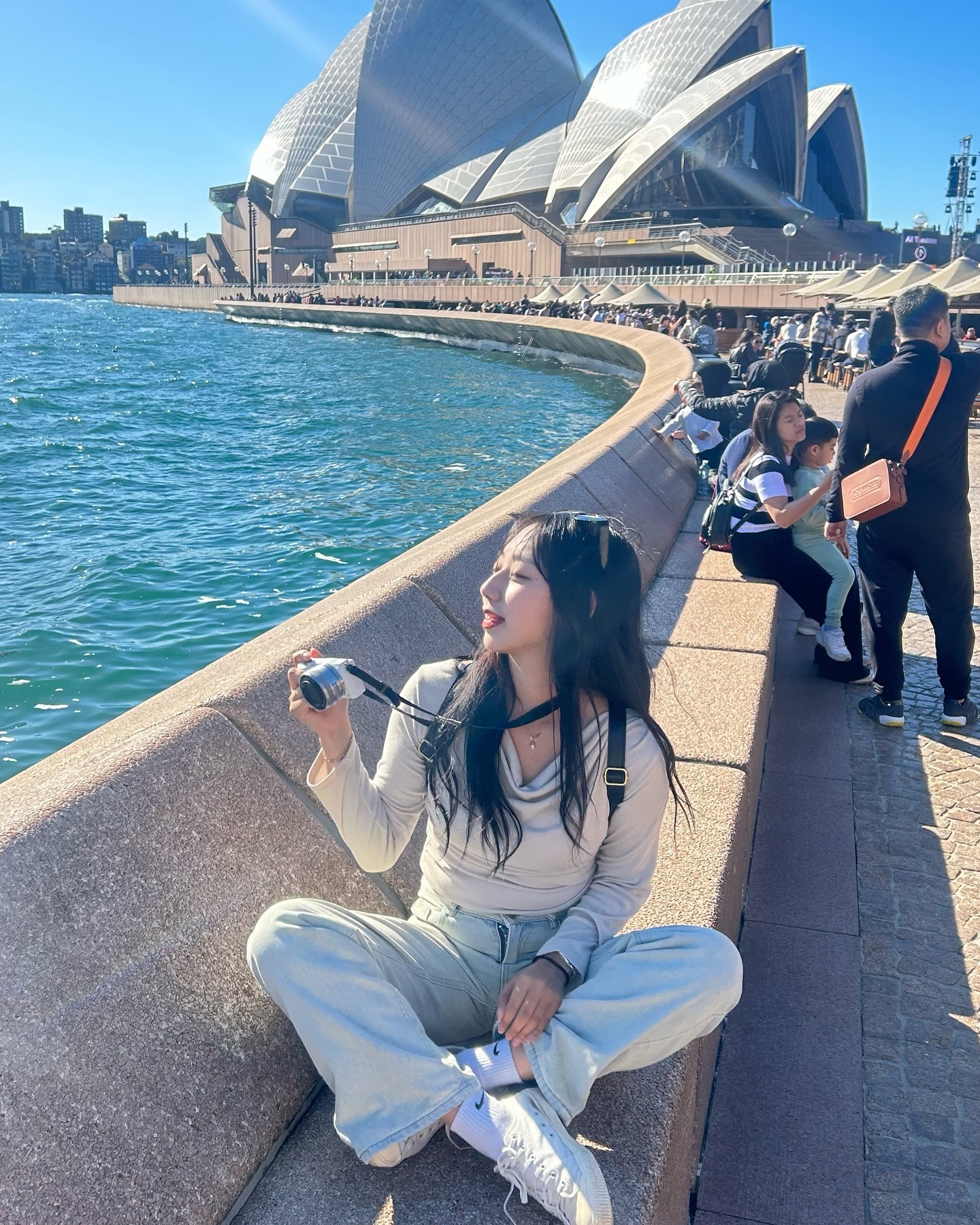 Opera House 🪼

.

.

.

#04 #셀카 #협찬 #호주 #시드니 #오페라 #igers #potd #ama #ootd #instagood #dance #kpop #instadaily #like4like #selfie #instalike #follow #f4follow #following #likeforlikes #fff #likeforfollow #lifestyle #fashion #instadaily #instalike #australia #sydney #opera #韩国人 #留学生