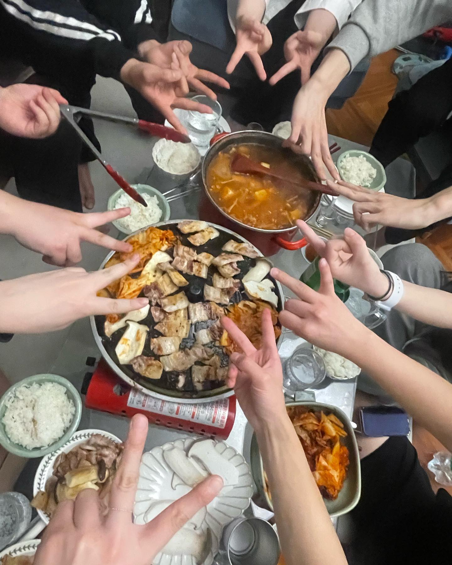 우리집에서 관현악 MT….?
10명 정도 모였는데 다들 젊어서 그런지 체력이 아주 남달라…
너네 간 검사는 해봤니…??ㅋㅋㅋㅋㅋ