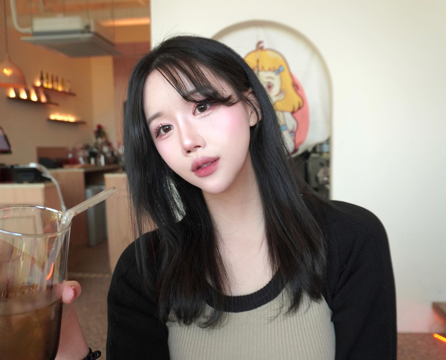간만에 배곧 갔다가 파스타 냠냠하기 :)

통창이라 뷰 넘모 예쁘구 셀카찍으면 인생짤 나옴니닷..💗
가성비 대비 퀄리티도 좋구 뇨끼 존맛탱이에오 ໒꒰ྀི⸝⸝´ ˘ `⸝⸝꒱ྀིა 

dorothy_baegot 
-
#협찬 #광고 #배곧맛집 #배곧파스타 #배곧데이트
-
#00 #02 #03 #일상스타그램 #대학생 #likesforlike #ootd #오오티디 #얼스타그램 #셀스타그램 #selfie 
#01년생 #02년생 #03년생 #좋반 #맞팔
