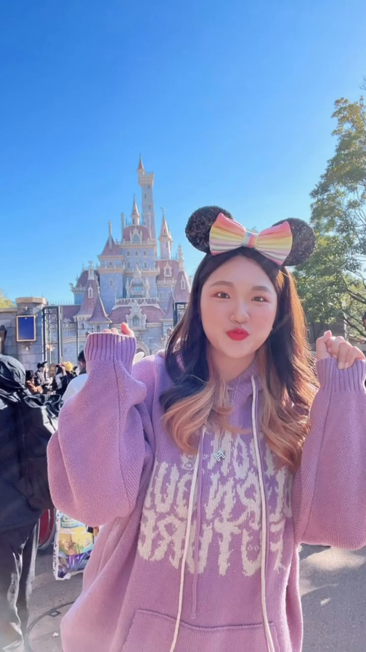 ㄸ r 뜻했던 Disney World✨
.
.
.
.
.
#릴스 #릴스비디오 #사진모음 #도쿄 #일본여행 #디즈니 #디즈니월드 #디즈니랜드 #핫플 #사진 #셀카 #팔로우 #좋아요 #환영 #offlife #photo #disney #disneyworld #disneyland #tokyo #japan #daily #2023 #selfie