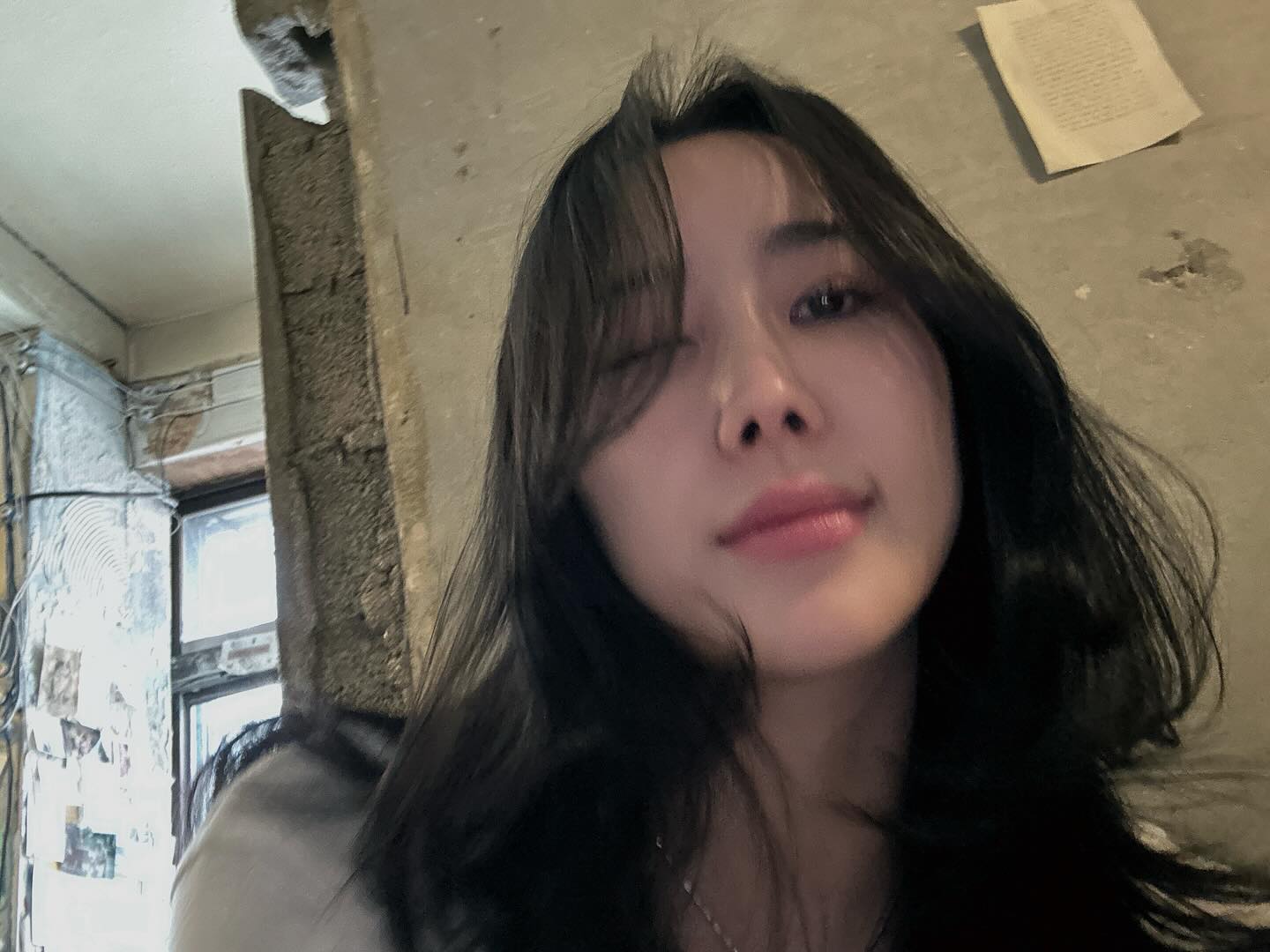 셀카어떠케 찍더라🤖🤳