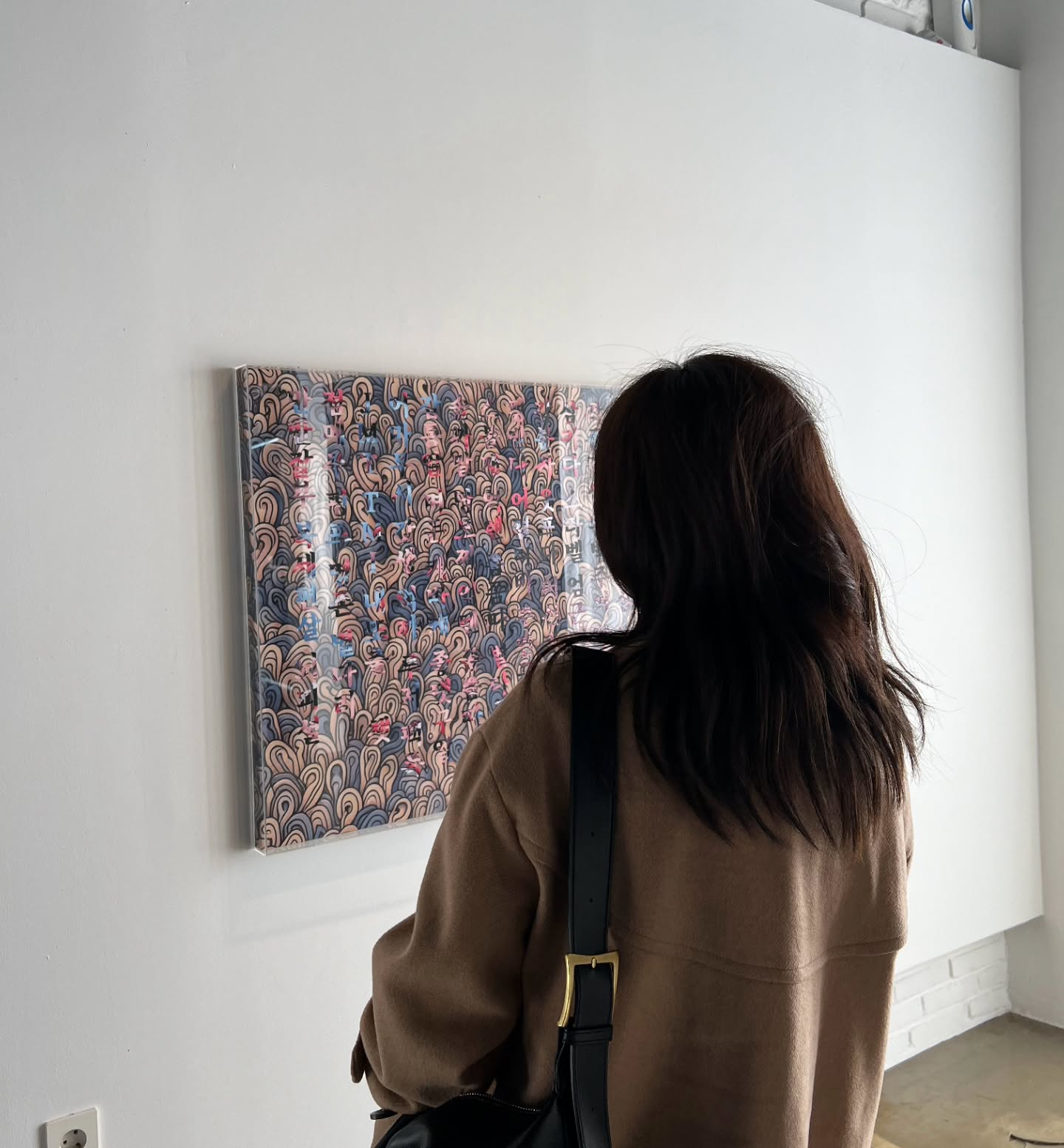 #협찬 "전시 보고 카페가기" 아니고 "전시 거쳐 쉬었다 가기"!!
전시와 카페를 함께 하는 남양주카페 한강뮤지엄.
티켓 구매 후, 입장해 전시구경하고 2층에 가면
티켓으로 음료를 무료 교환한다. 🐶🍯
은근히 재밌었고 신기하기도 했고 포토존도 예뻤던 카페✨️
전시내용 바꼈다 하면 재방문해야지!!

#남양주카페 #팔당카페 #하남카페 #남양주가볼만한곳 #남양주카페추천 #남양주데이트 #서울근교카페 #남양주맛집 #한강뮤지엄