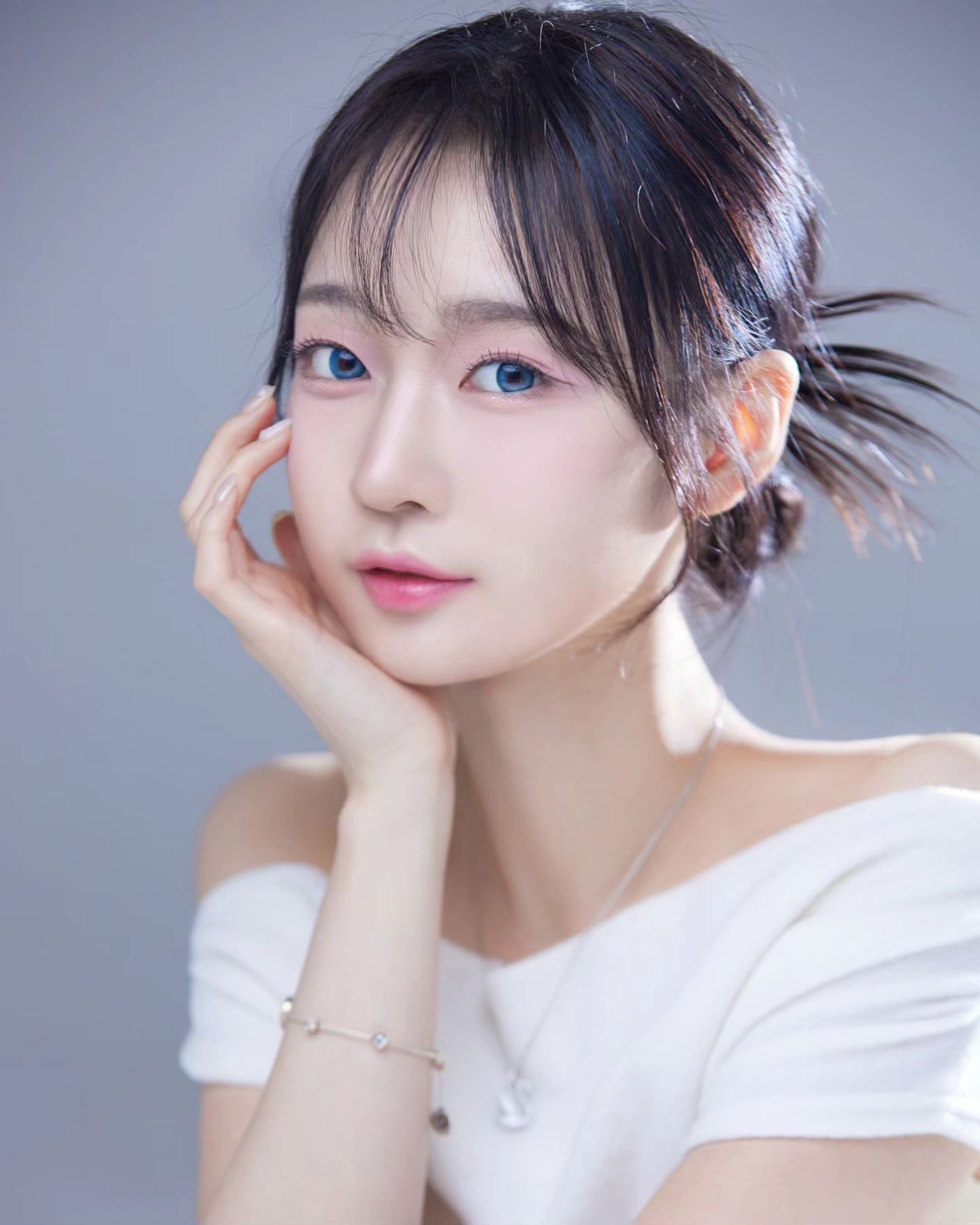 프로필 찍었드아
 

#프로필 #프로필사진 #프로필스튜디오 #ootd #셀스타 #개추워