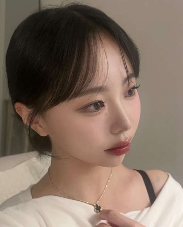 금손 원장님 최고...🤍

#협찬 #헤어메이크업 #이아소메이크업 
iaso_makeup