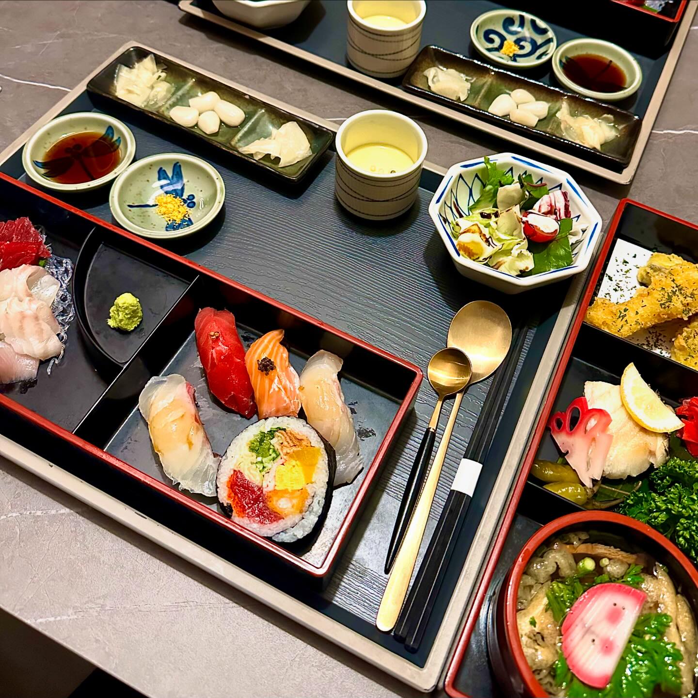 고급스러운 프리미엄 벤또🍱
#김씨마구로프리미어역삼센터필드점