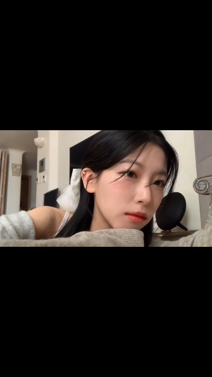 3초만 뺏을게요
.
.
.
#reels #릴스 #릴스추천 #릴스챌린지
#프리랜서모델 #피팅모델 #여자모델 #아웃핏 #좋반 #좋아요반사 #여자코디