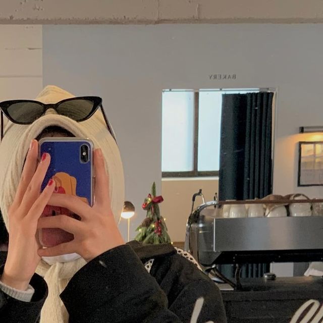 파랑해💙 on Instagram: "미행중"