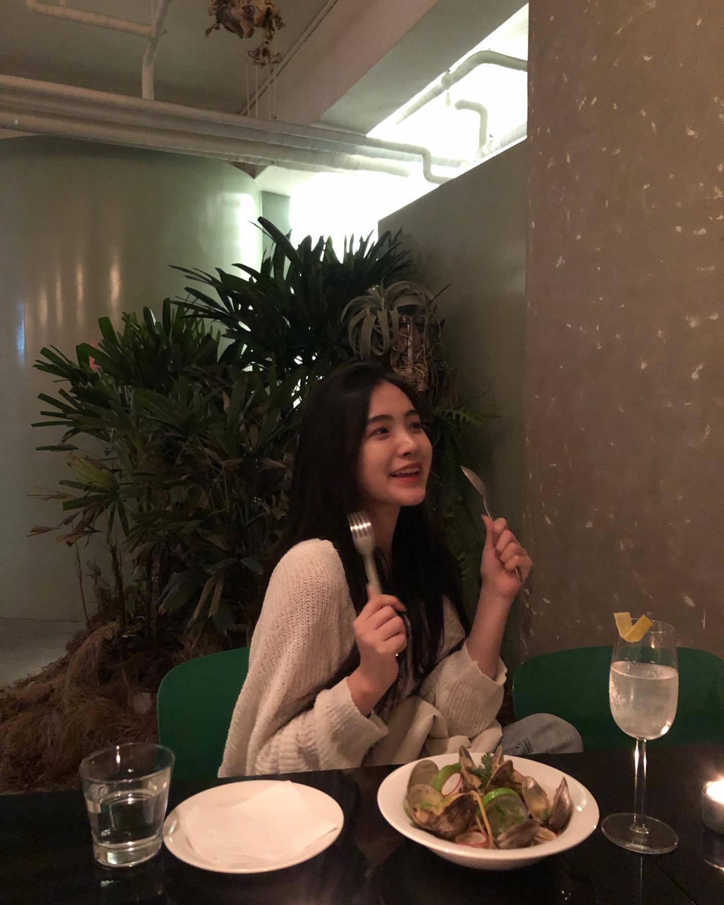 성수에서 퇴근하구 헐레벌레 간술왔는데
분위기 너무 조하…💕💕
.
.
.

ritardando.seoul #성수동 #성수동맛집 #성수동와인 #성수리타르단도