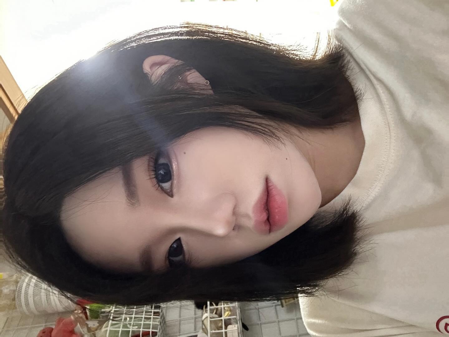 이 사진 미리 본 사람은 한사람 뿐이지롱 👅