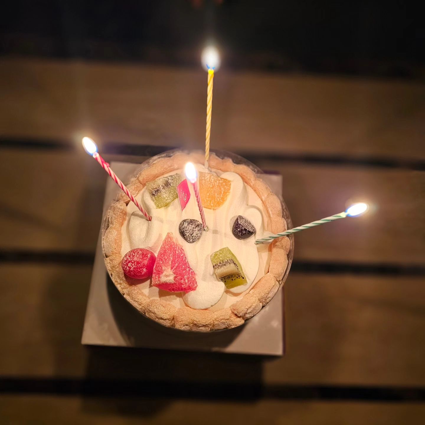 #내생일🎂 
#생일저녁메뉴
#쪽갈비뇸뇸
#케이크뇸뇸
#30대라니까
#초4개ㅋ
#나이가뭣이중헌디❣️