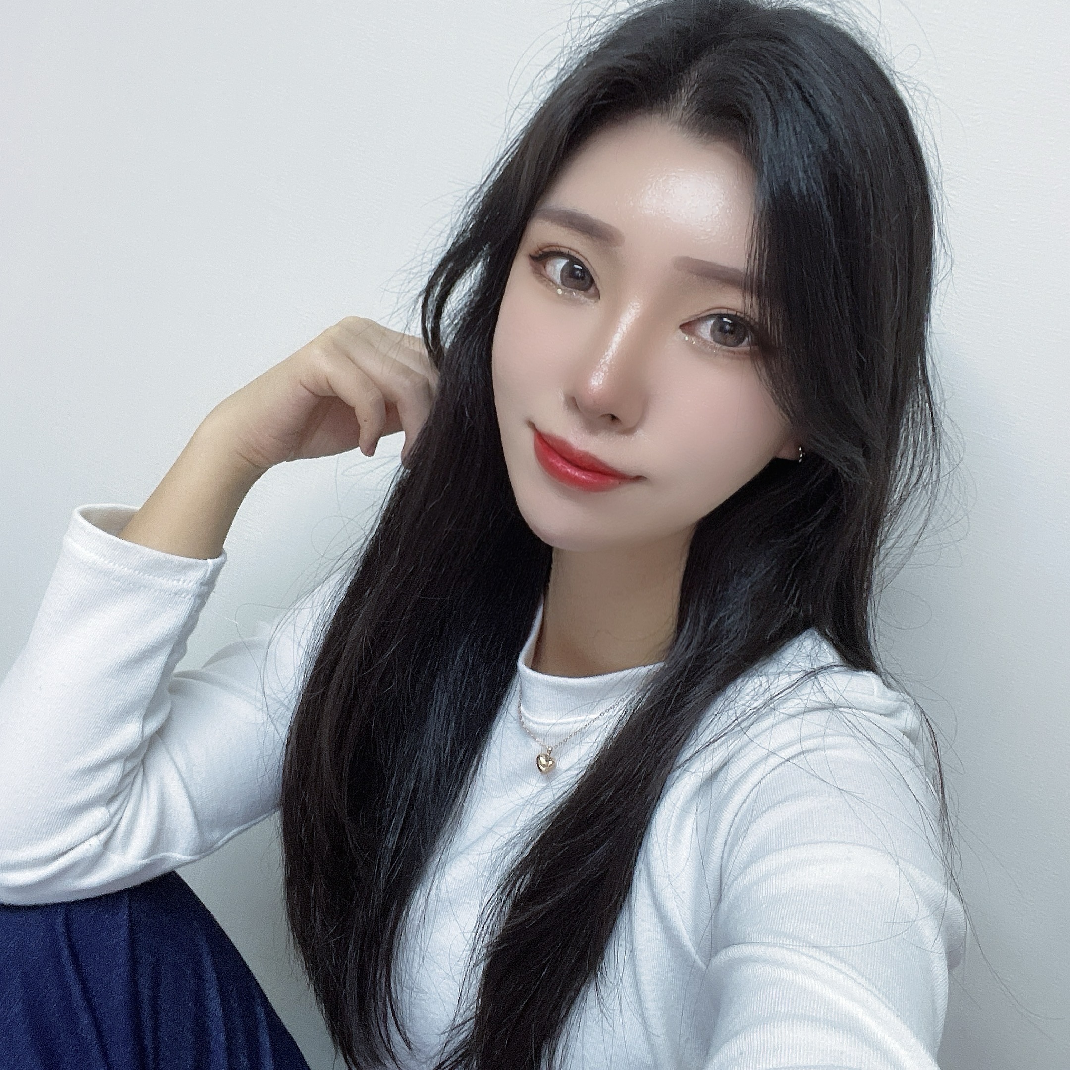 비와서 너무 추운데 어제 겉옷 안입고 왔…. 😤
자취방 가야하는데…