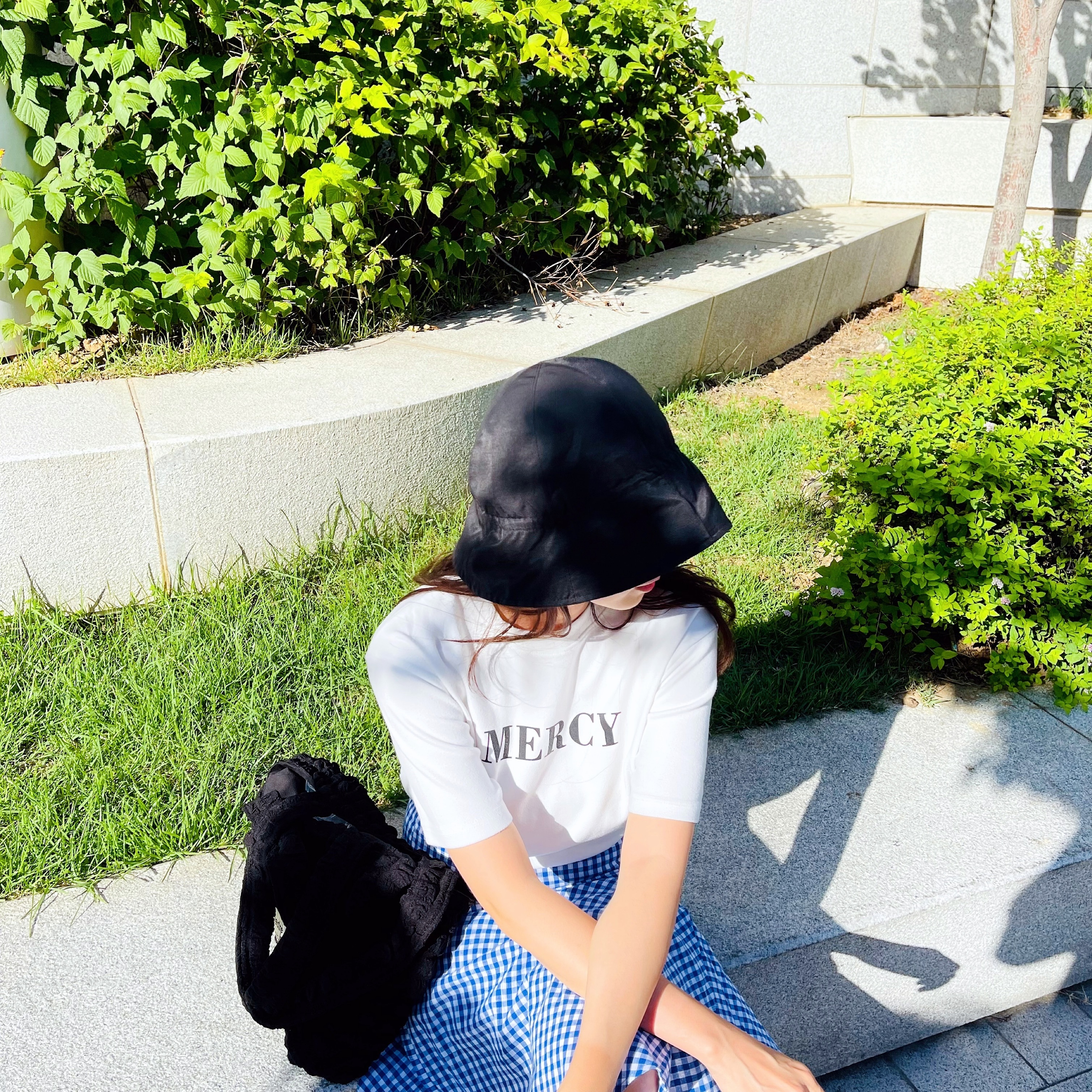 햇살 좋은날🌞
오늘은 무슨 좋은일이 생길까🎵🎶

#햇살맛집 #봄코디 #나들이룩 #패션그램 #버킷햇