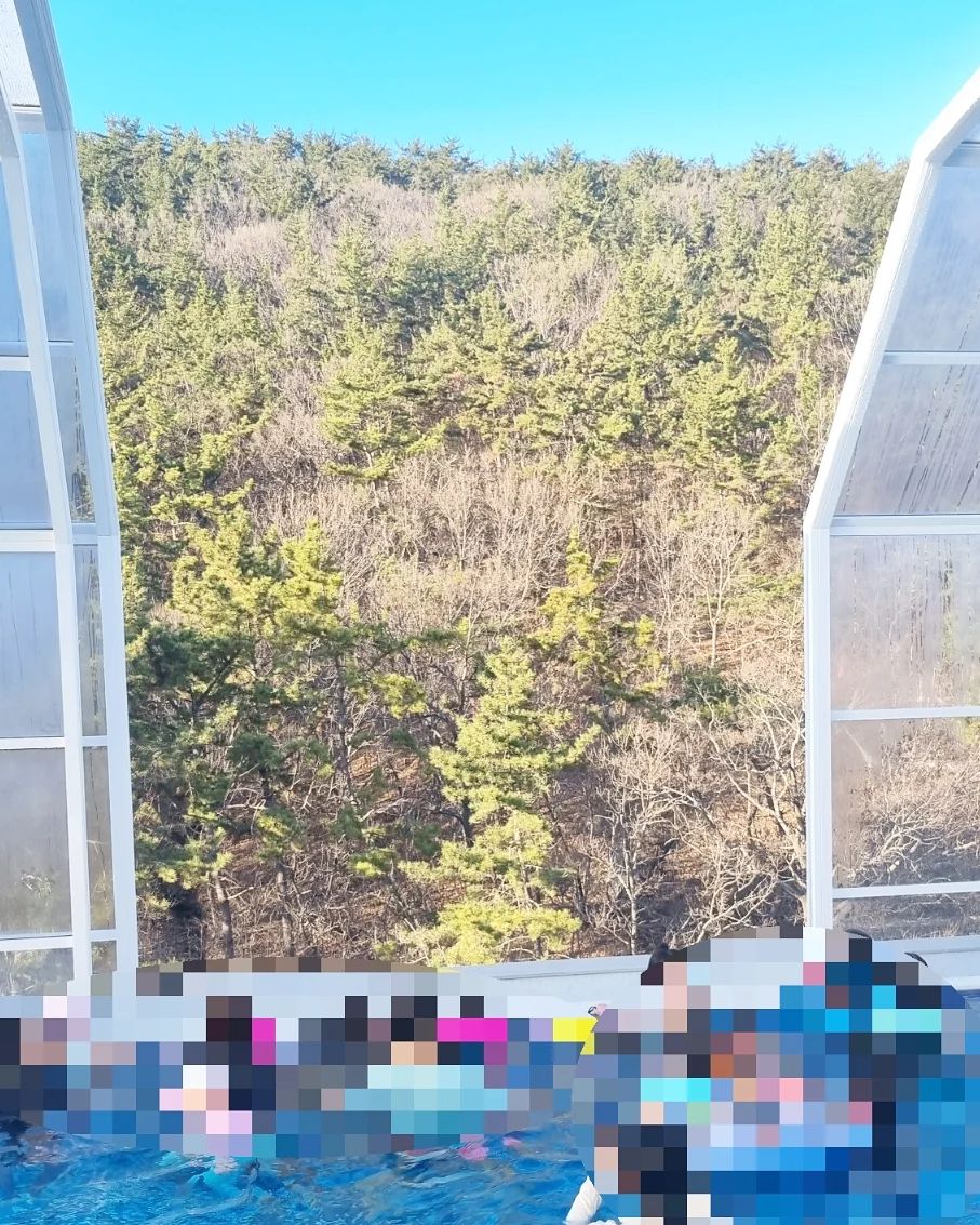 #협찬
#마산스파더스페이스

인피니티풀, 찜질방, 온천까지 풀셋트로 즐길 수 있는 창원 최고 스파♨️
#스파더스페이스 

방학맞이 아이들과 한껏 즐기고 온 창원스파 창원온천 반나절 진짜 찢었다!!

✔️맛있는 식당 
✔️키즈카페 
✔️앵무새까페 
✔️예쁘고럭셔리한카페 
✔️문화공연 
제가 제일 추천하는 곳은 노천탕♨️
 
물좋고 공간 너무 예쁜 
스파더스페이스 #마산온천 #창원온천

 
자세한 방문후기는 블로그로 오세요🖱스파더스페이스 마산 창원온천 창원스파 솔직후기
https://m.blog.naver.com/toy528/223319638398

📍스파더스페이스
📍주소:창원시 마산합포구 구산면 유산군령로 250 
📍📞050-71356-9669 
📍🚘 무료주차가능(시간제)

🏷동의없는 컨텐츠 활용과 사진 공유는 금지입니다. 
🏷영업시간 및 휴무는 공식계정을 통하여 꼭 확인부탁드립니다.