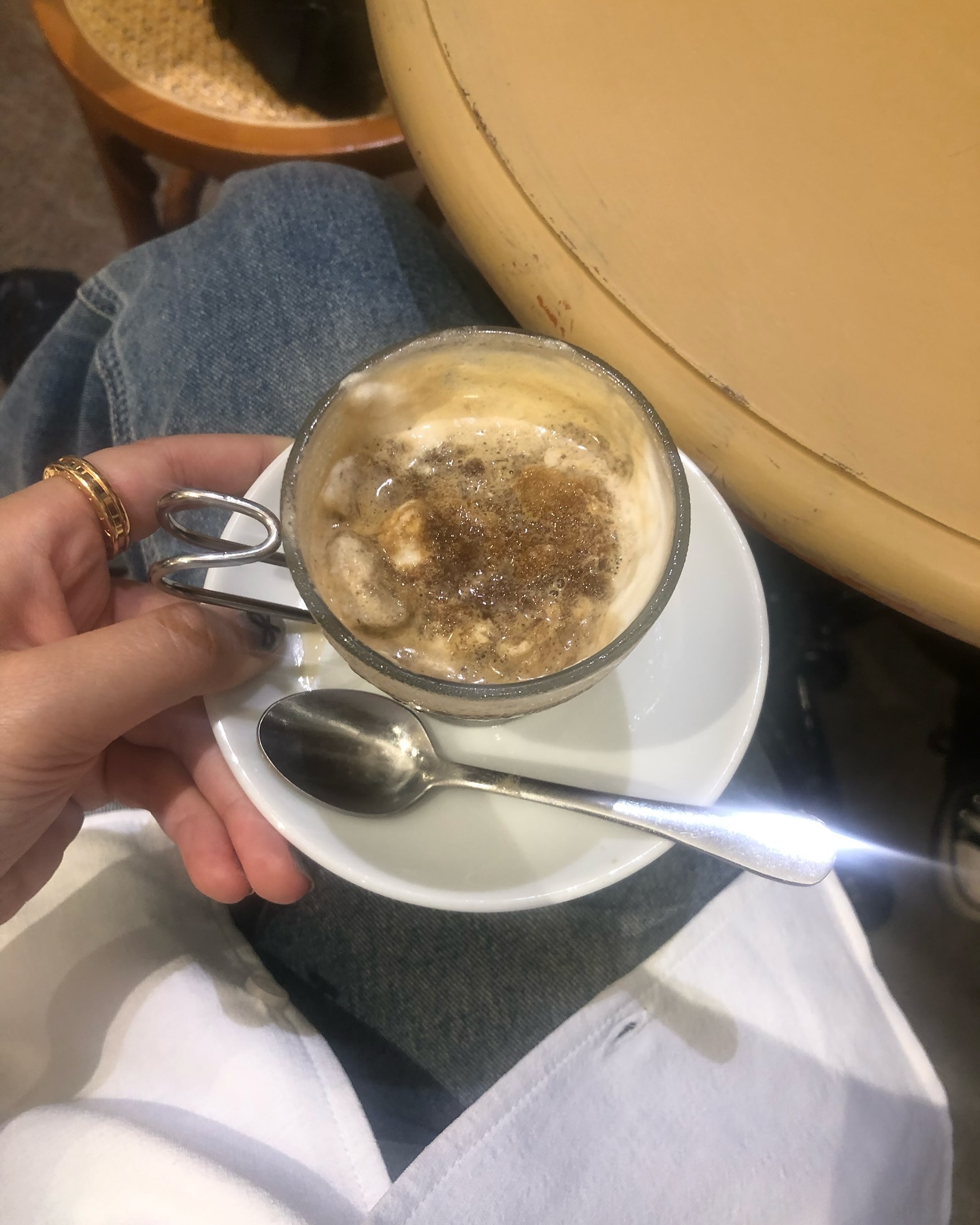 파리에서 마시고싶따 ☕️