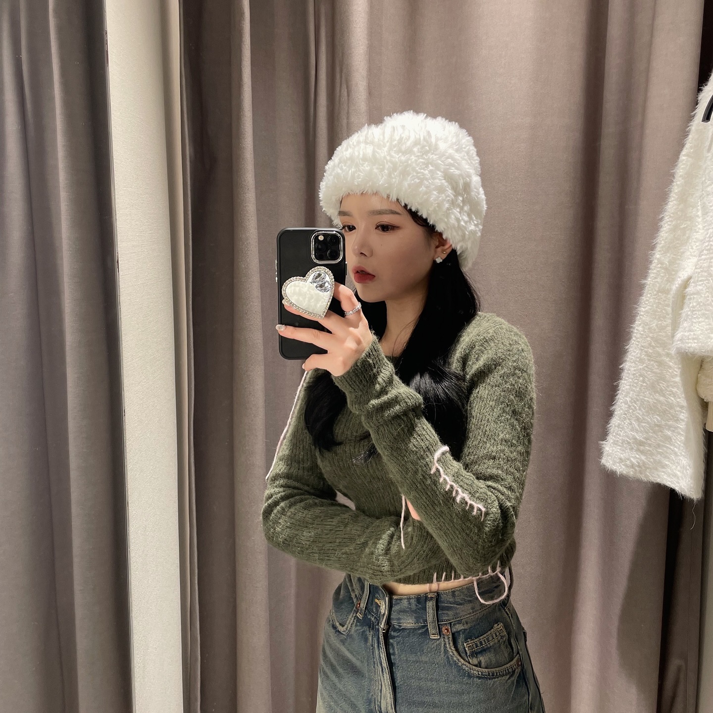 요즘 살쪄서요 
슬프지만요 
행복해요