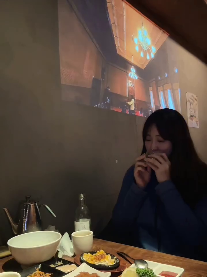 막 찍었는데 다 맘에 들어서 올려봄
사진찍기도 좋은

#잠실새내한점 #한점 #잠실새내회