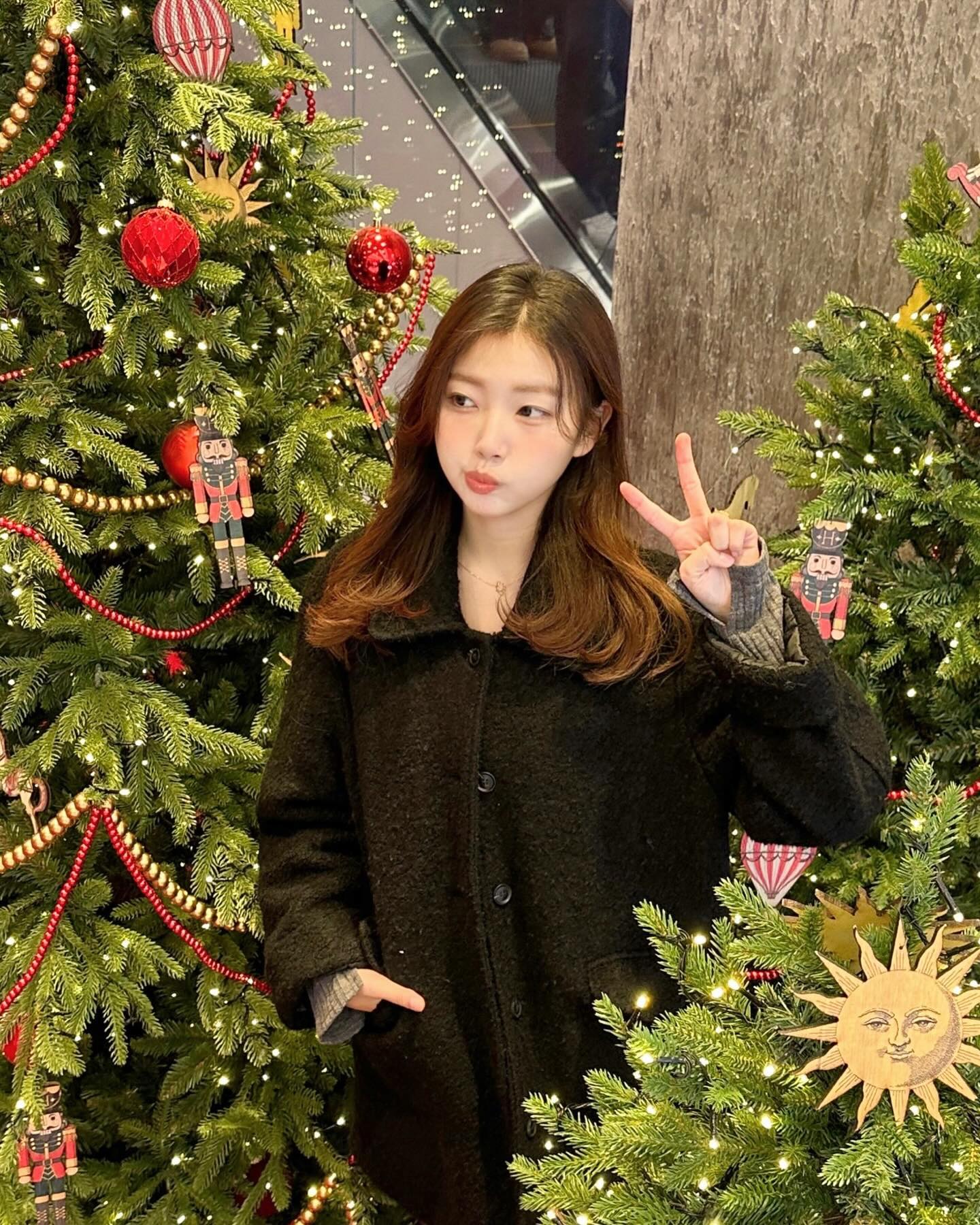 상여자로서 주모니 손은 못 참아 (`・ω・́)
쿄쿄 추운 겨울이지만 마음만은 따뜻한 크리스마스 되세요 🎄💗