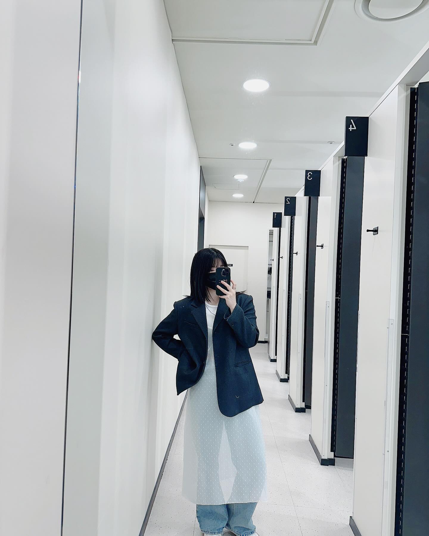 긁적긁적