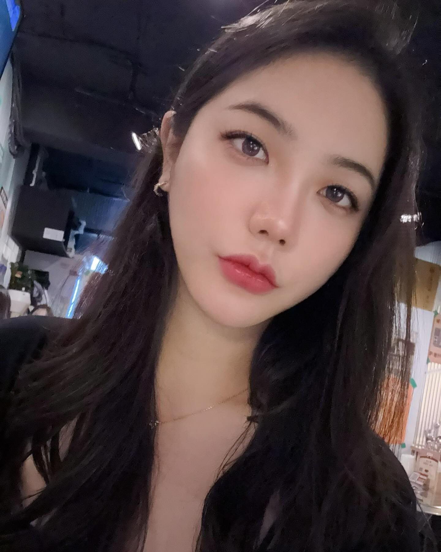 오늘 화장 맘에 들어서..🫶🏻
.
#koreastyle #halloween #makeup #서초 #양재 #셀카