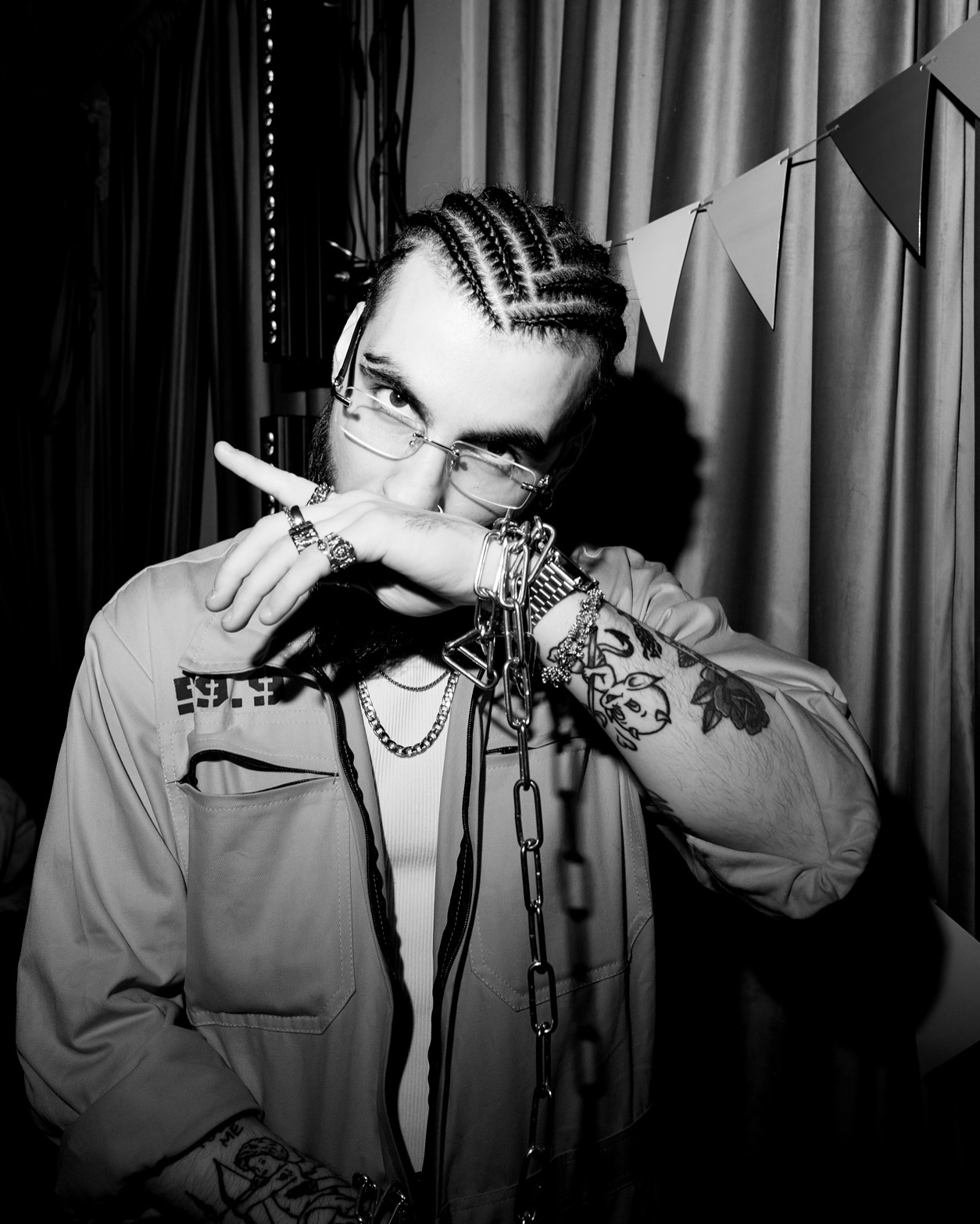 DÌA DE LOS MUERTOS
commode.club 

photographer: lpshliz 

Это была прекрасная праздничная ночь и еще более прекрасный сет b2b с ilyaskvor.

Если были на вечеринке, напишите в комментариях, что запомнилось больше всего?