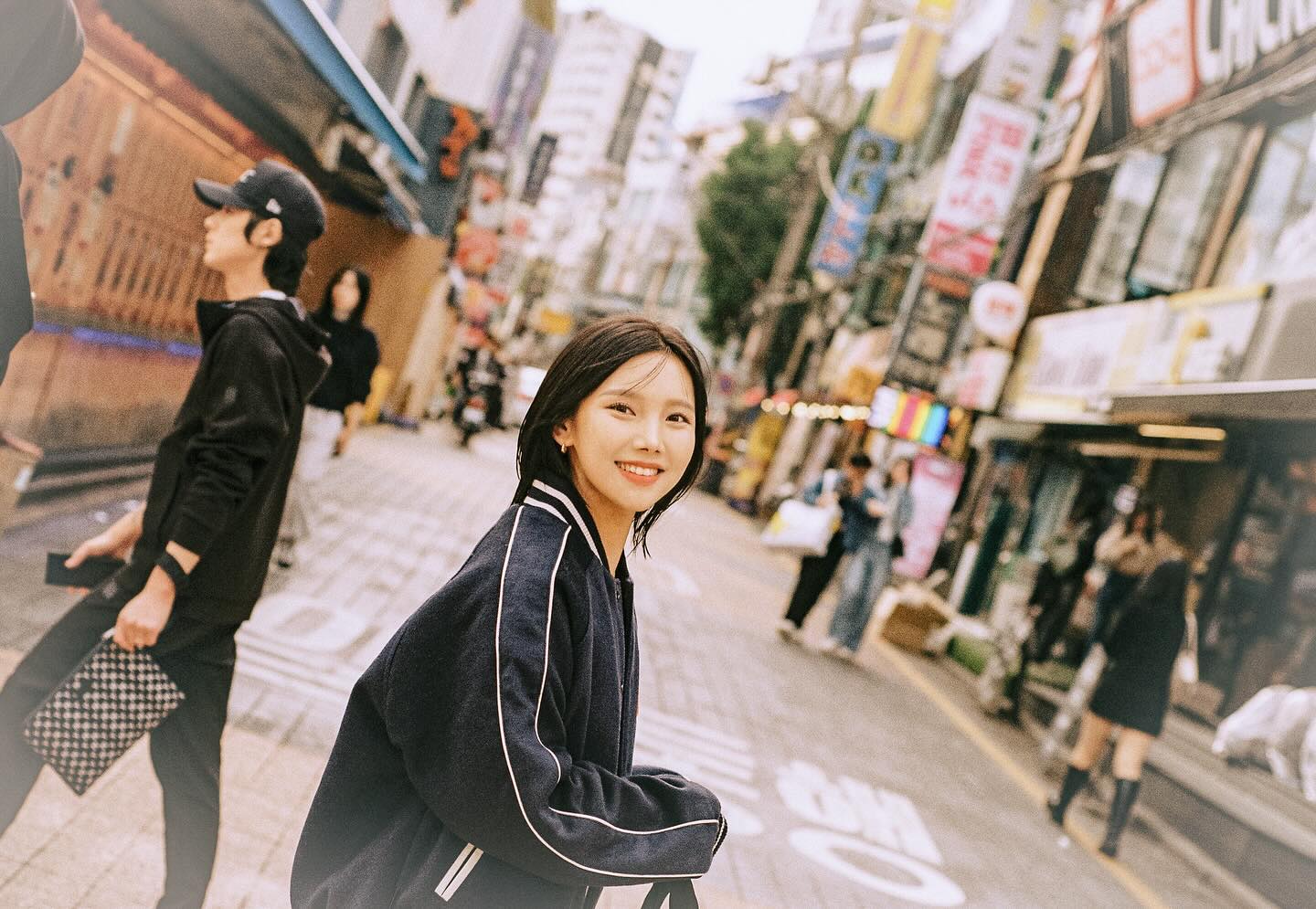 다시 단발이 하고 싶은거 같기도 하고?
