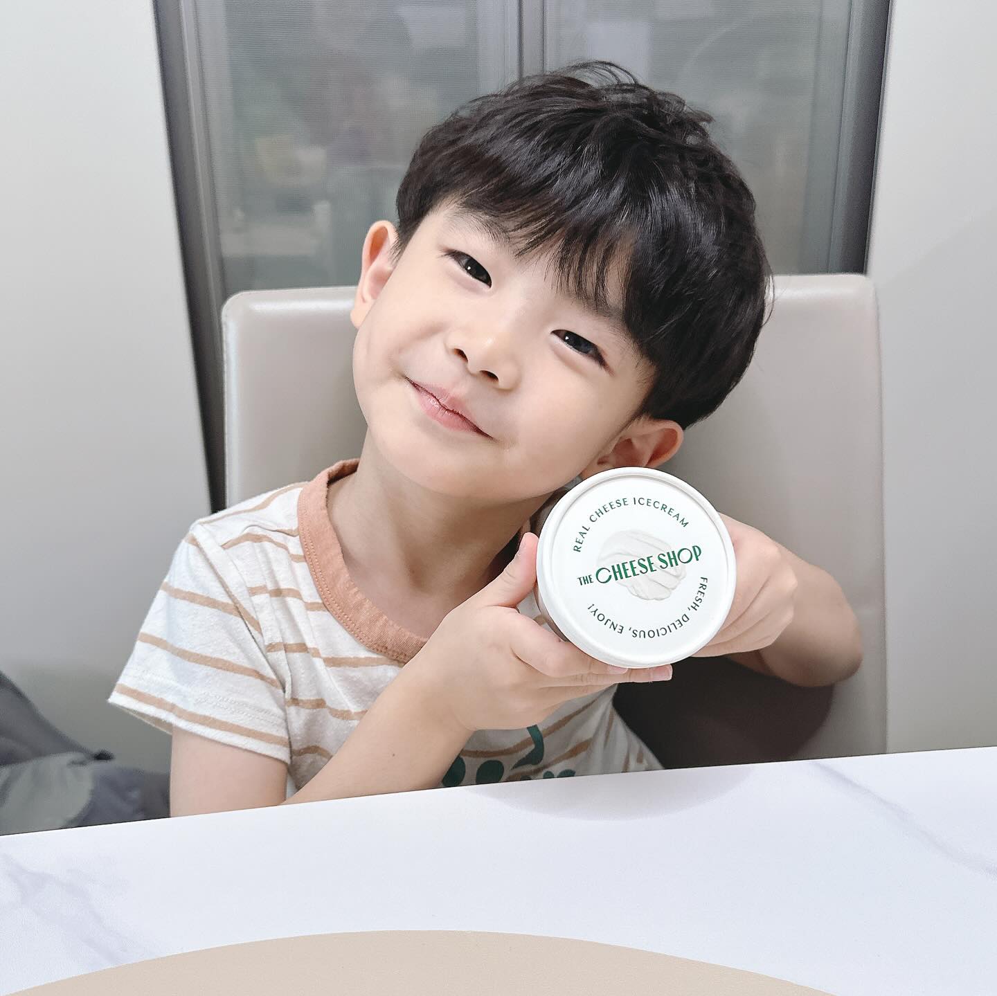 리얼 치즈아이스크림
이거 지인짜 맛있따아….🤤🫶🏻
꾸덕한 치즈맛이 제대로 !!
아이간식 내간식으로 최고🤭❤️
남표니는 내일 드실게요~🫡
#더치즈샵#리얼치즈아이스크림