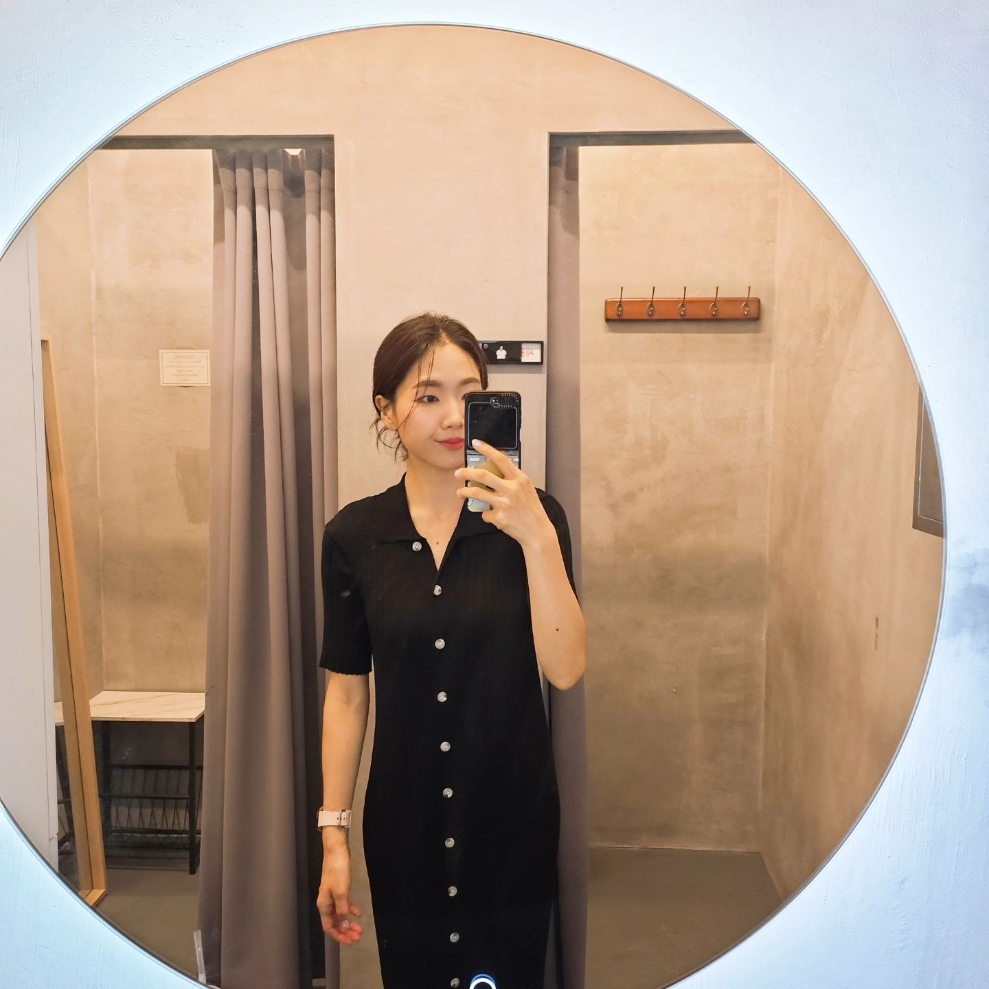 5월 돌아보기📝

1, 2. 나의 두 번째 바프💪 Thanks to 리아쌤🫶
3. 엄마 생신 기념 포항 다녀왔다🎂
4. 맛있는 거 잔뜩 먹고 온 부산 여행🚅
5. 회사 피디님들과 마라톤!👟
6. 오빠랑 MZ갬성 따라 해 보기ㅋㅋㅋ🤣
7. 아버님 생신 기념 소주 케이크🍺
8. 대학생 시절로 돌아간 것 같았던 공주 여행!