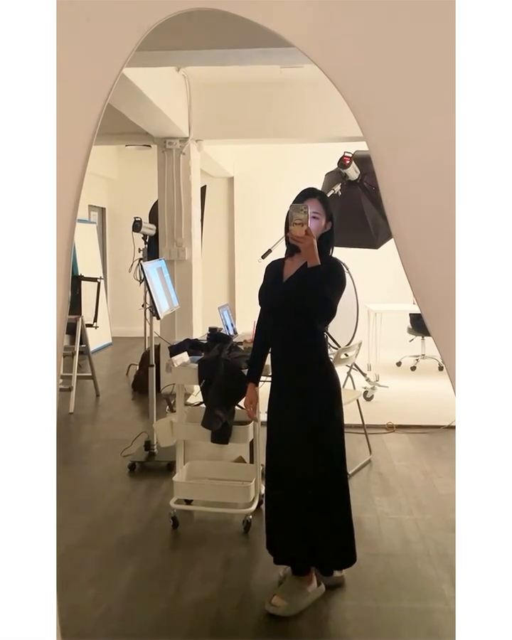 -
✨
⠀
주말순삭☺️
토요일은 아침부터 나가서 촬영하고
저녁에는 결혼식 갔다가 집와서 기절
⠀
오늘은 일하고 해야할일 처리하고
집가서 바로 기절 예정.
⠀
⠀
12월 베리베리 해피하게 보내쟈🤍
⠀
⠀
⠀
⠀
⠀
#231203
#주말순삭
#운동하는여자⠀