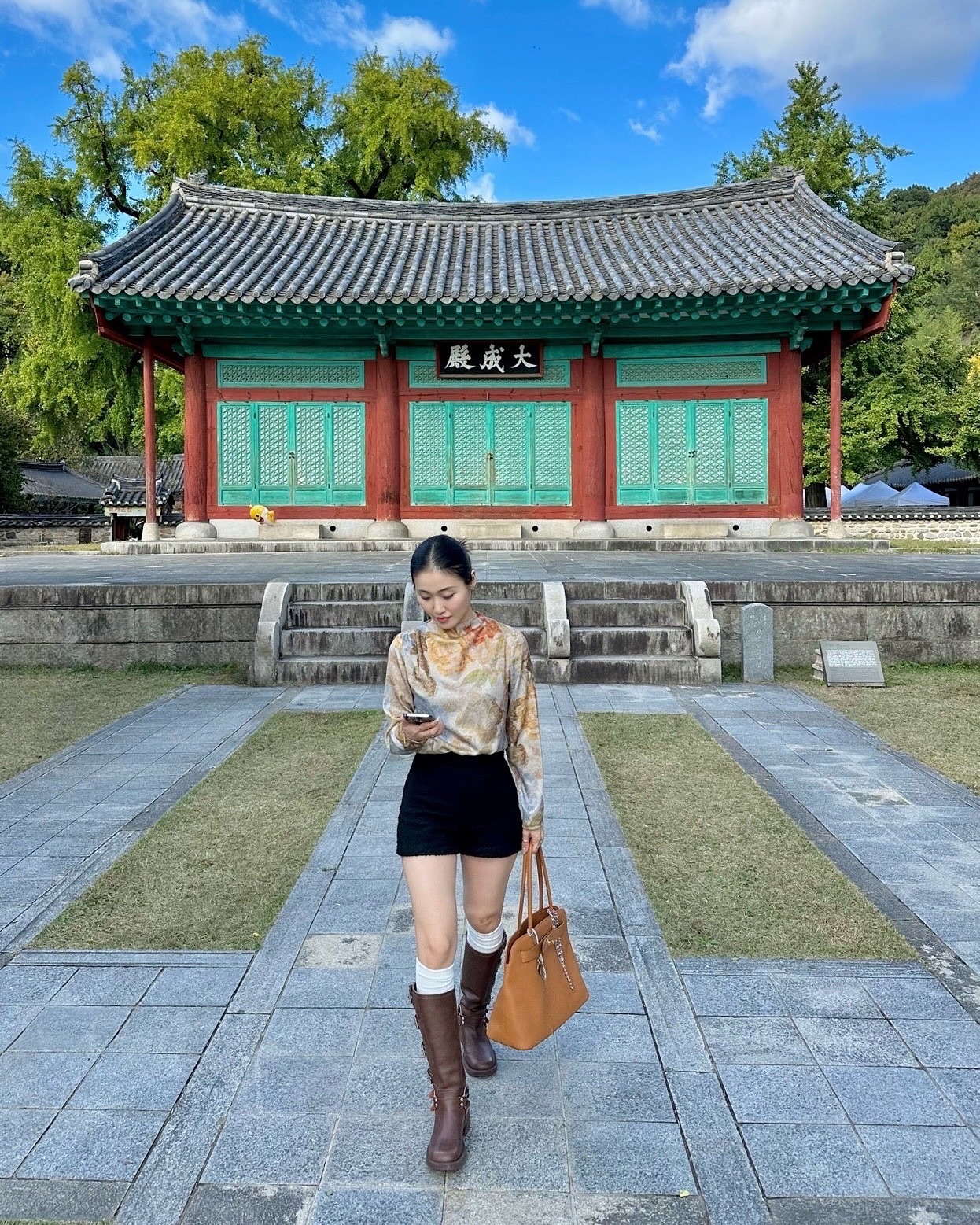 이런 가을 날씨라면 합격이지🍂

#향교#전주향교