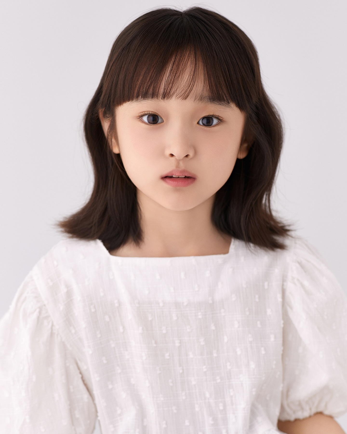 ⠀⠀⠀⠀⠀⠀⠀⠀⠀⠀⠀⠀
이제야 올리는 보정본🙈
다 너무 맘에 들어서 고르기 너무 힘들었다 정말ㅠㅠ
예쁘게 찍어주셔서 감사합니다🤍
 ⠀⠀⠀⠀⠀⠀⠀⠀⠀⠀⠀⠀⠀⠀
 ⠀⠀⠀⠀⠀⠀⠀⠀⠀⠀⠀⠀⠀
#스핀오프스튜디오 spinoff_kids 
#프로필사진 #키즈프로필 #아역프로필 #프로필스튜디오