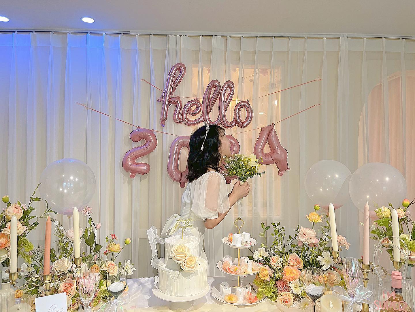 ( 엄마 지분 살짝 )

2024년 올해는,
더 행복하고 진~짜 제발 좋은 일만 가득하게 해주세요 ◡̈*

▪️ coconut_in.the.garden