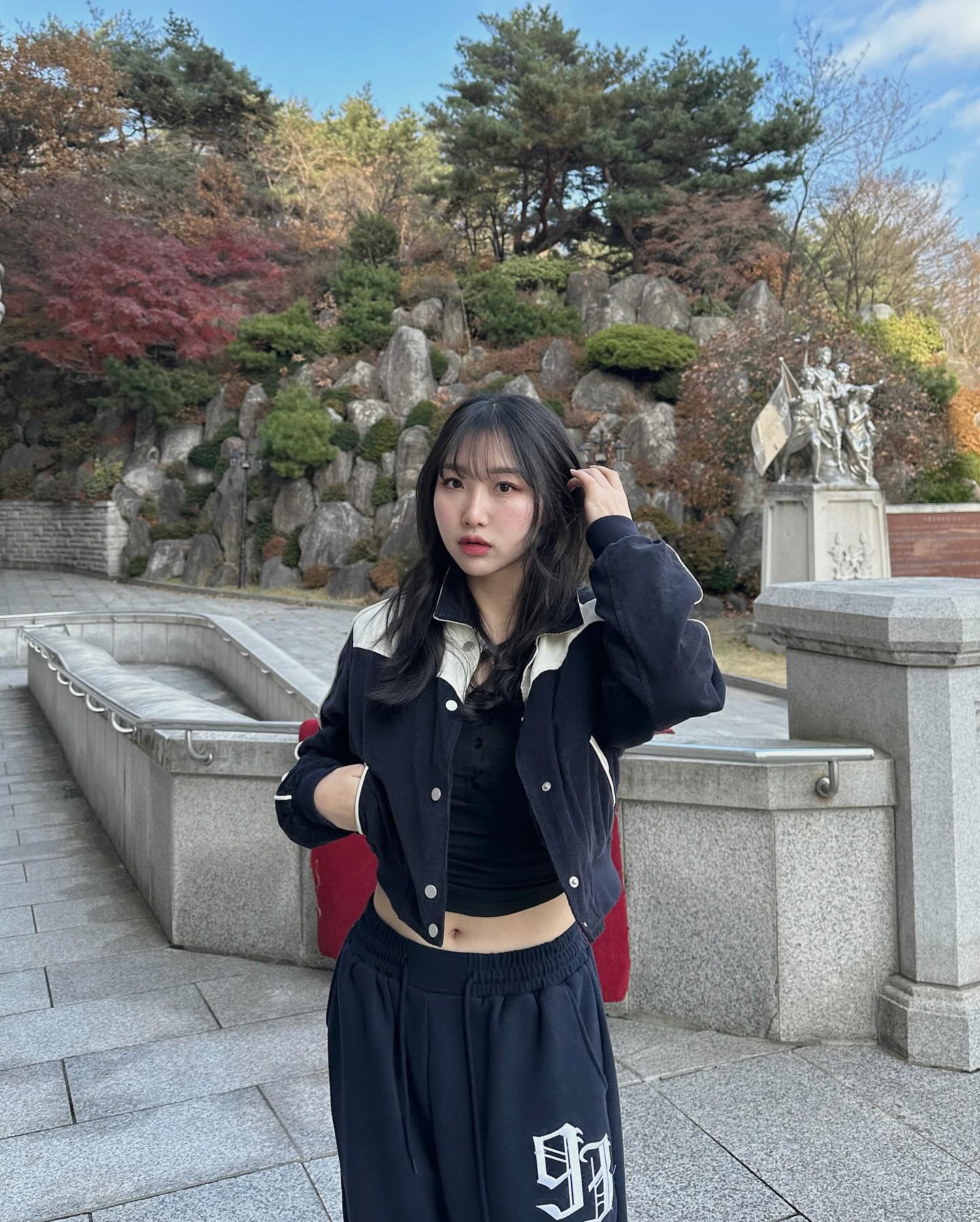 miigwech__official 
누빔에 코듀로이소재라 생각보다 너무 따뜻하고 귀여웠던 .. ♡