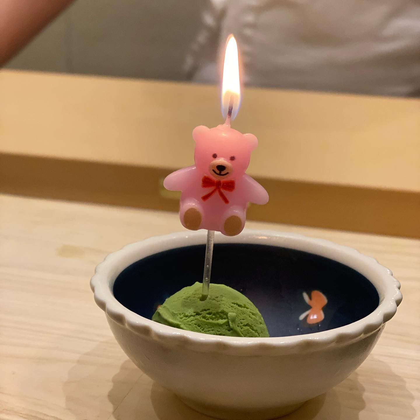 제가 초밥 귀신이라
많이도 먹고 다닙니다🤗
코우지 사단이 운영하는 미들급스시
전체 피스는 아니지만
곰돌이 너무 귀엽죠? 
#스시소라 기본에 충실한 느낌!
🧸디너 11만원