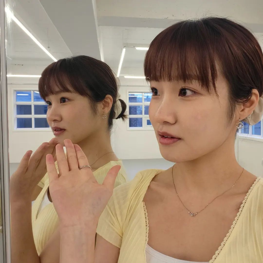 꽃도 나도 느릿느릿(っ˘▿˘)(˘▿˘)˘▿˘ς) 영양제 먹고 쑥쑥 자라라⸜( ˙ ˘ ˙)⸝♡

#취미 #취미생활 #발레 #취미발레 #발린이 #발레복 #자기계발#셀카