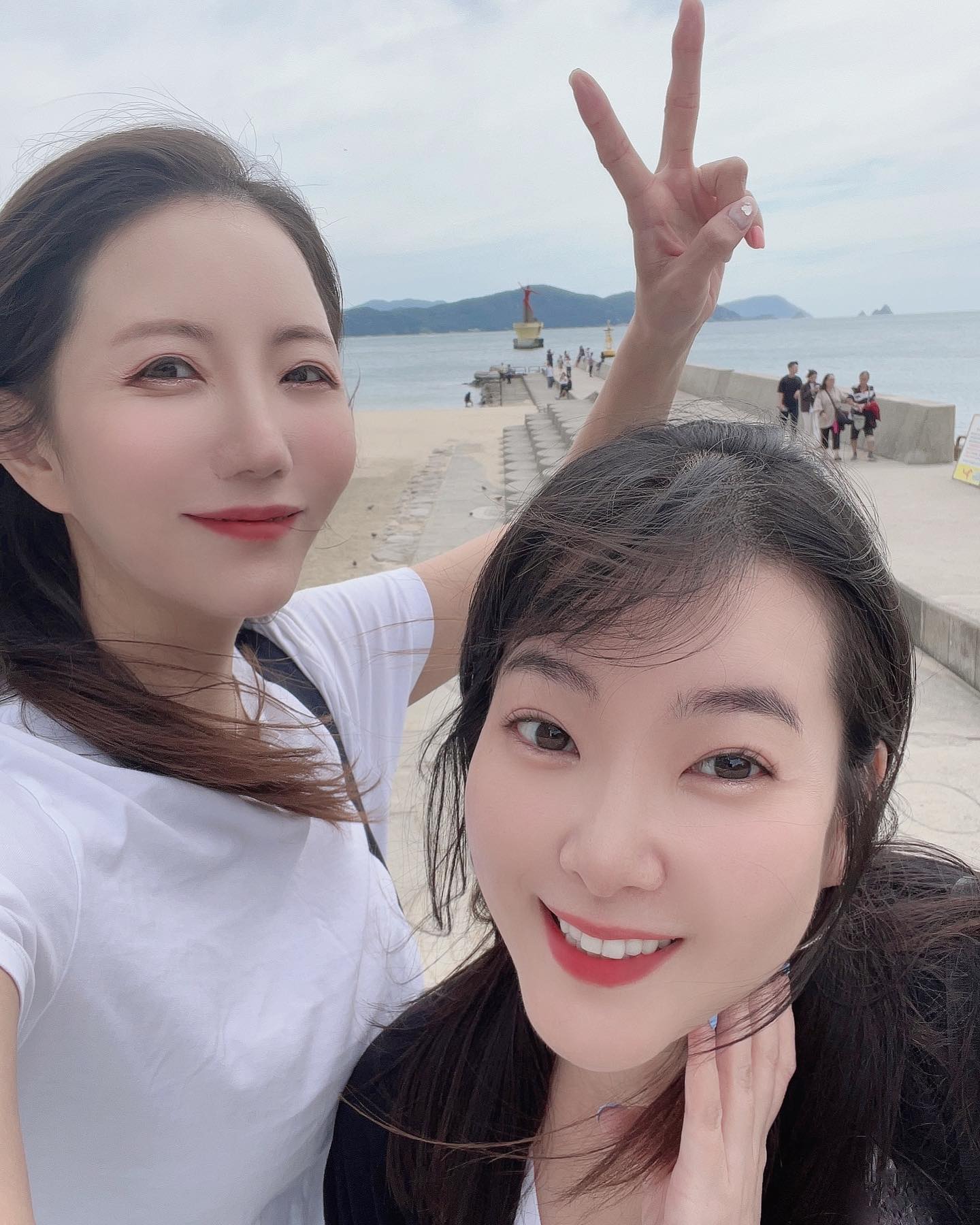 September 2023.
리나랑 이렇게 오래 같이 여행을 다닐수 있다니..
상상도 못했는데 한국이라서 가능했던거같다 ㅎㅎ̌̈ 
극 P 들의 끝판을 보여준 무계획 부산여행! 
#너무나즐거웠다지 
.
.
.
#여행 #한국 #부산여행 #극p들의여행 #travel #korea
#busan #friend