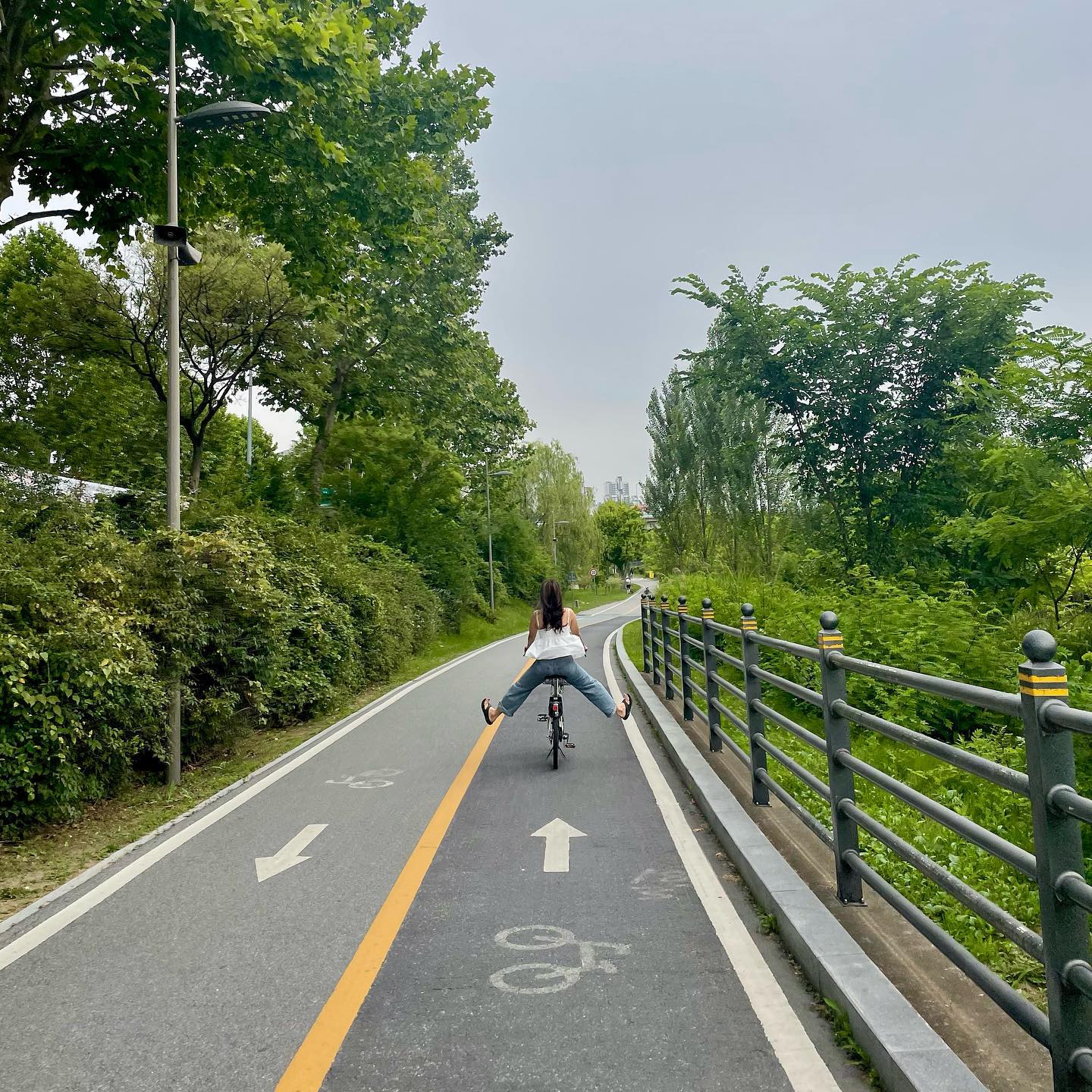 핸갱 롸이딩 🚲