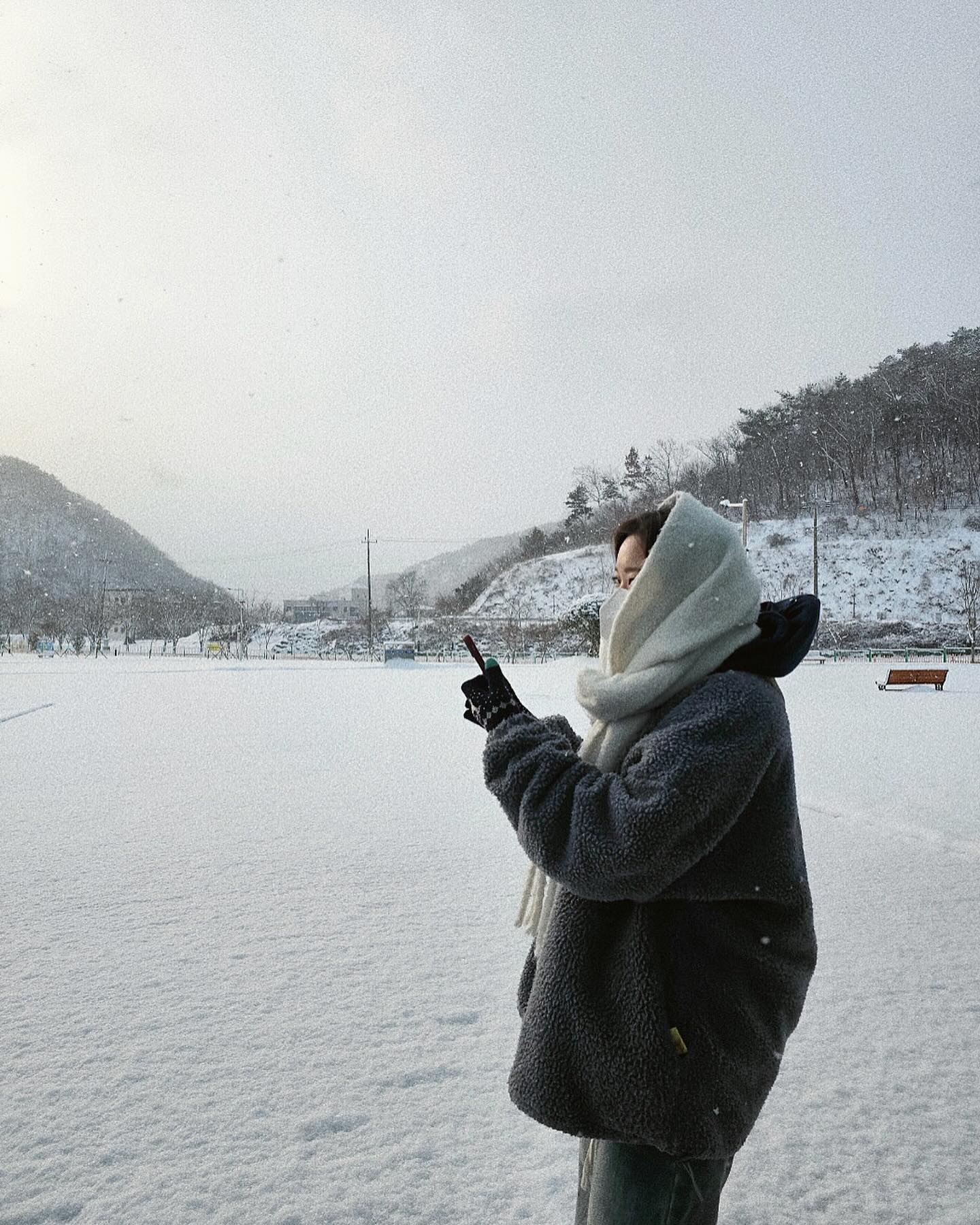 점심시간에 올리는 오늘 기록❄️
말 안듣는 폰 세게 두드리는 옛날 사람