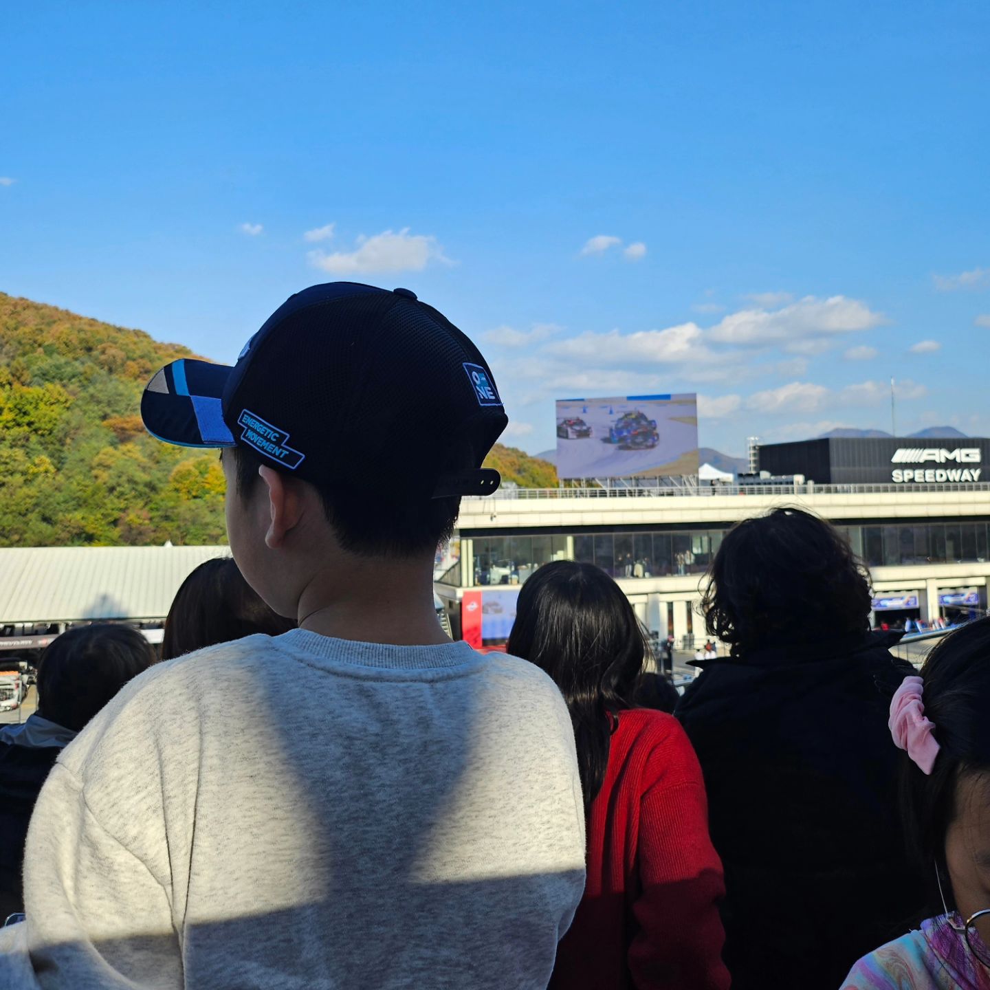 #우리오늘여기
#슈퍼레이스
#goldenmoment

오늘 날씨 최고🍂

#용인스피드웨이
