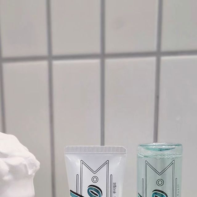 𝙊𝙉𝙀 𝙏𝙒𝙊 👶🏻👶🏻 on Instagram: "#광고 ✨️ 프리미엄 치약&가글 "루치펠로" 요즘 SNS에서 자주 보였던 예쁜 치약 🫧🪥 예쁘기만 한게 아니었고 성분까지 괜찮았는데요 저는 아이