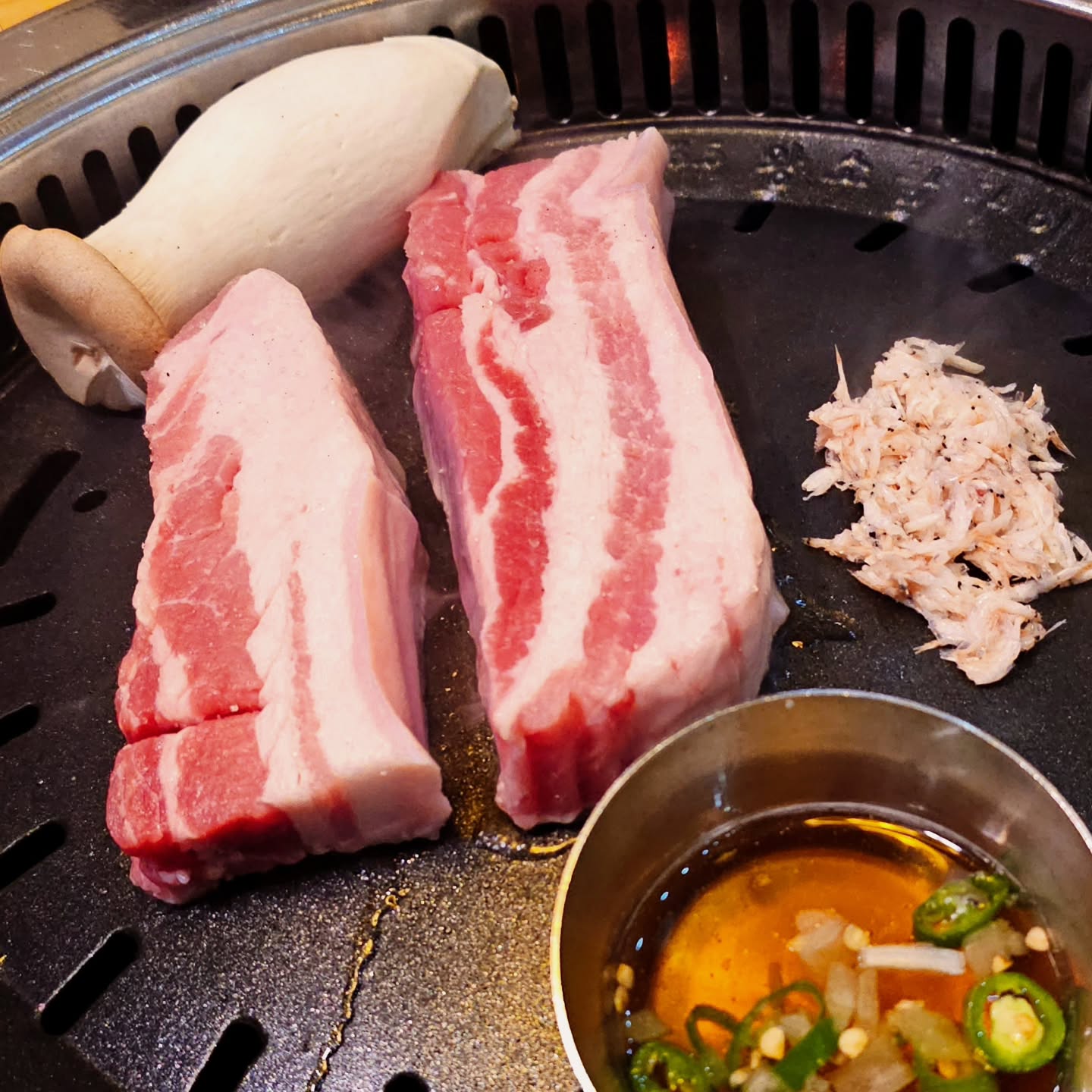 오늘부터 운동 안하고 제대로 안살면
진짜 패배자 돼지 두시기 동생