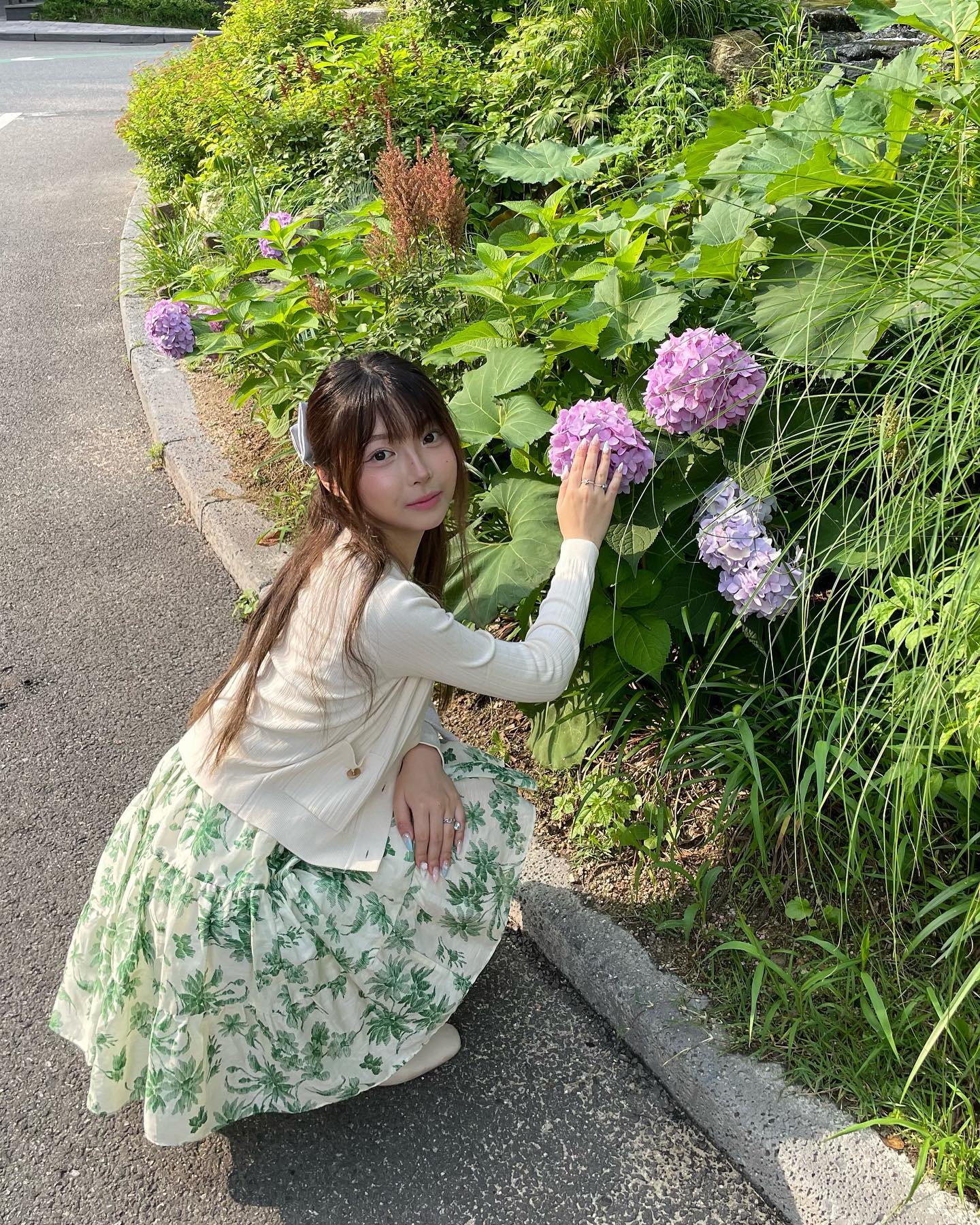 Hydrangea

.

.

.

#맞팔 #맞팔해요 #선팔하면맞팔 #followforfollowback #팔로우 #선팔맞팔 #맞팔환영 #선팔맞팔환영 #선팔하면맞팔 #좋테 #좋아요테러 #좋반 #좋아요반사 #좋반해요 #좋반테러 #셀스타그램 #일상스타그램 #맞팔은댓 #좋테환영 #일상 #데일리 #fff  #likeforlikes #like4follow #빈티지 #갸루 #ootd #다렉 #파라스파라 #호텔 #파라스파라서울